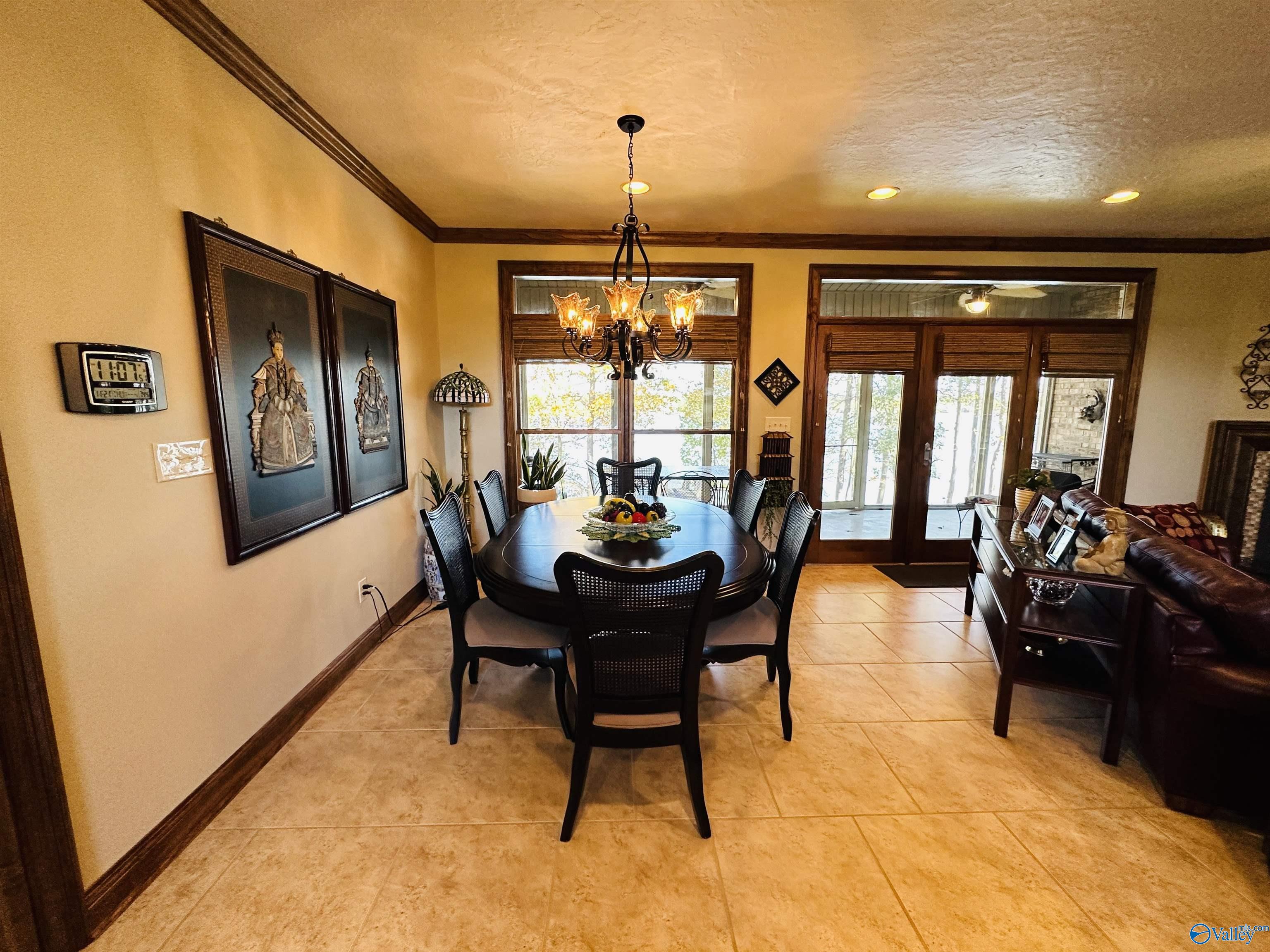 660 Lake Vista Drive