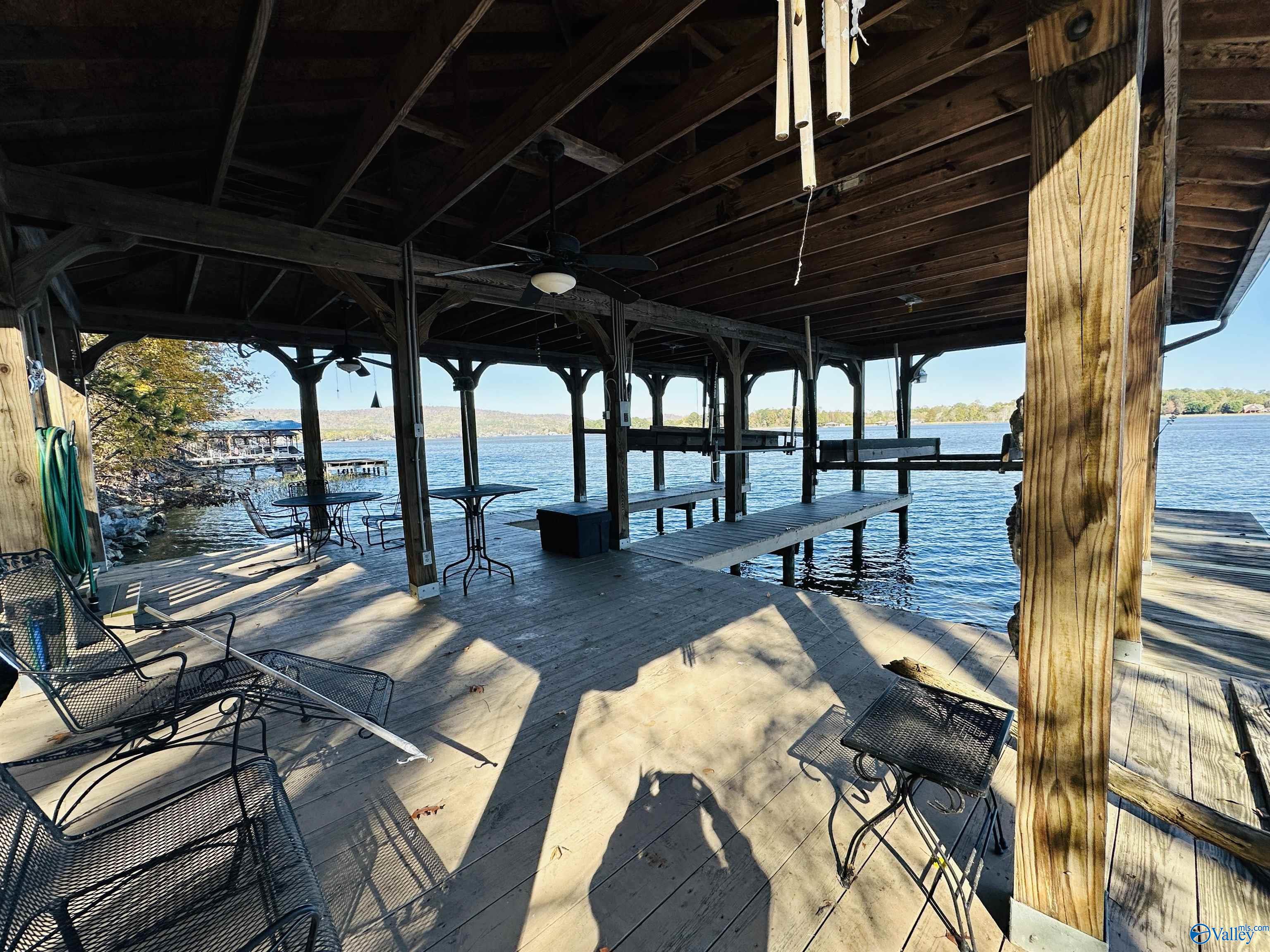 660 Lake Vista Drive