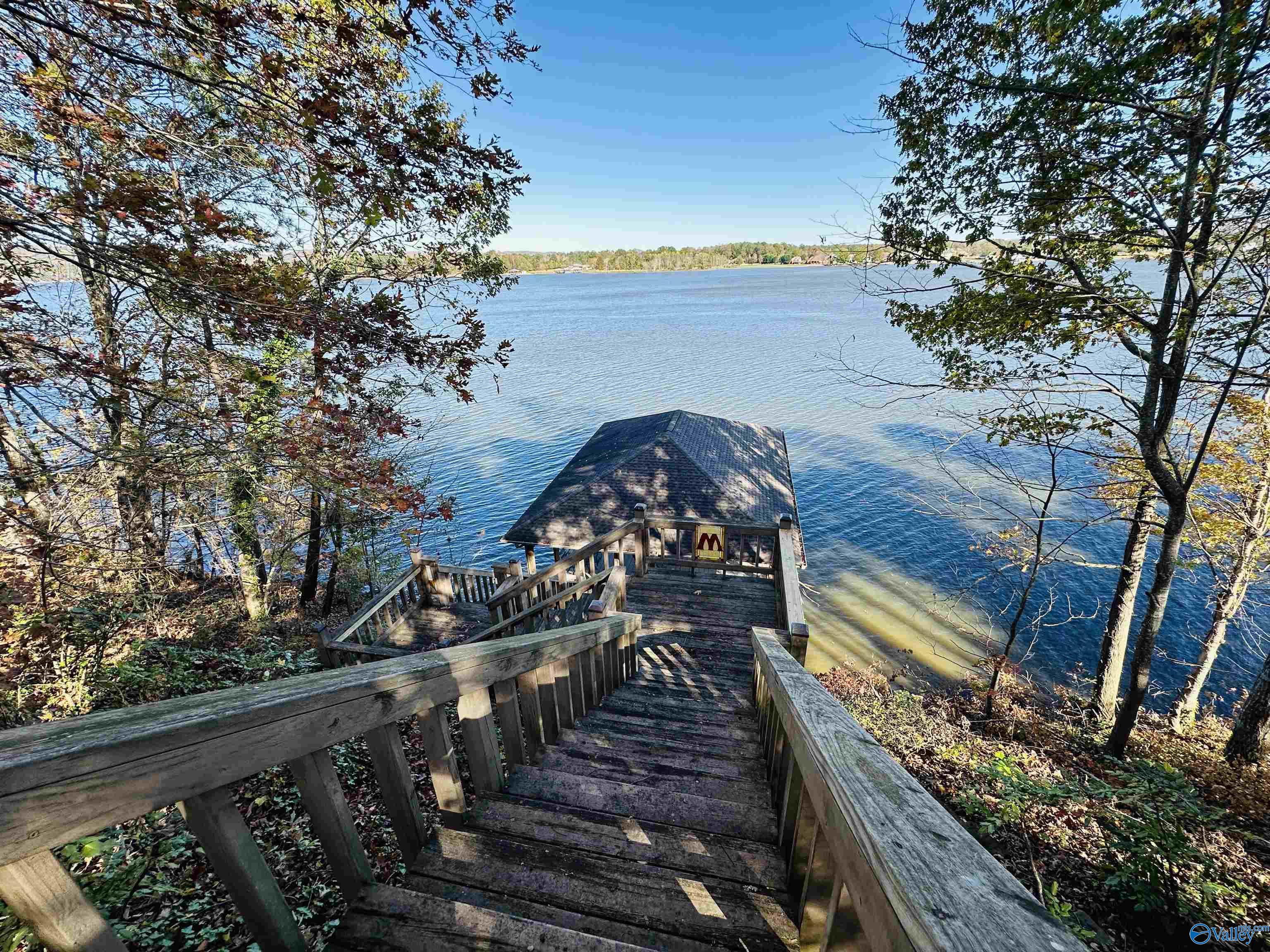 660 Lake Vista Drive