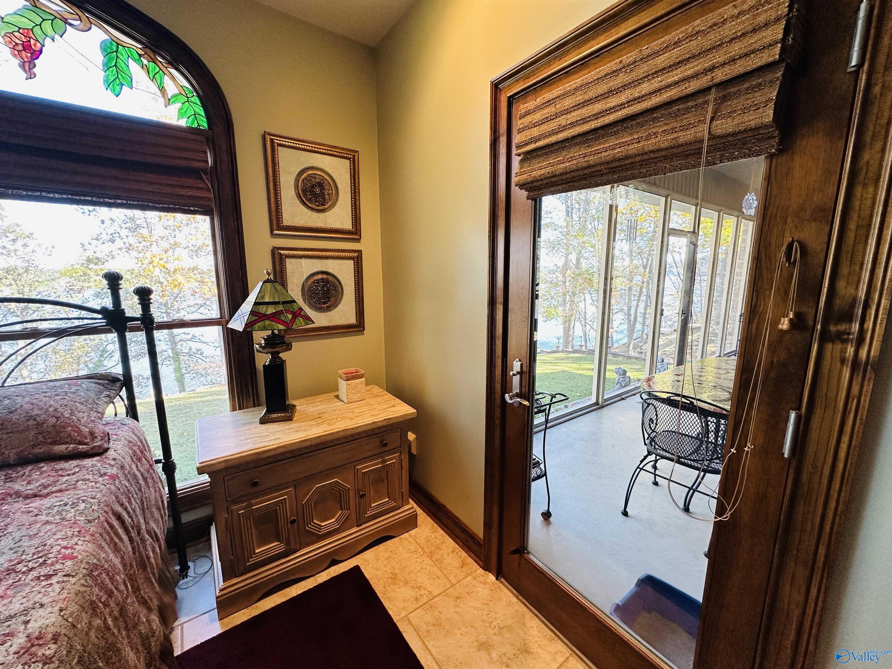 660 Lake Vista Drive