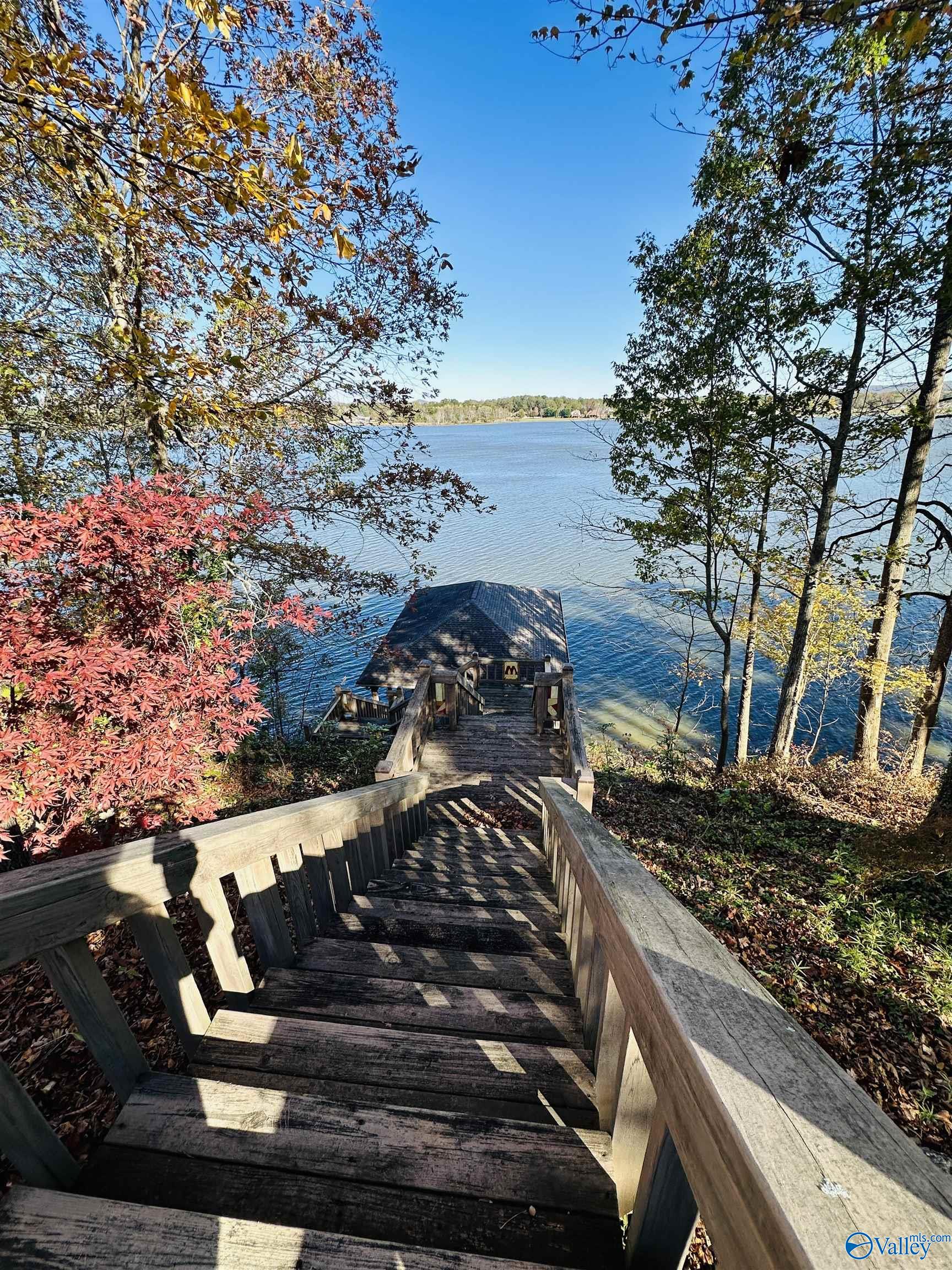 660 Lake Vista Drive