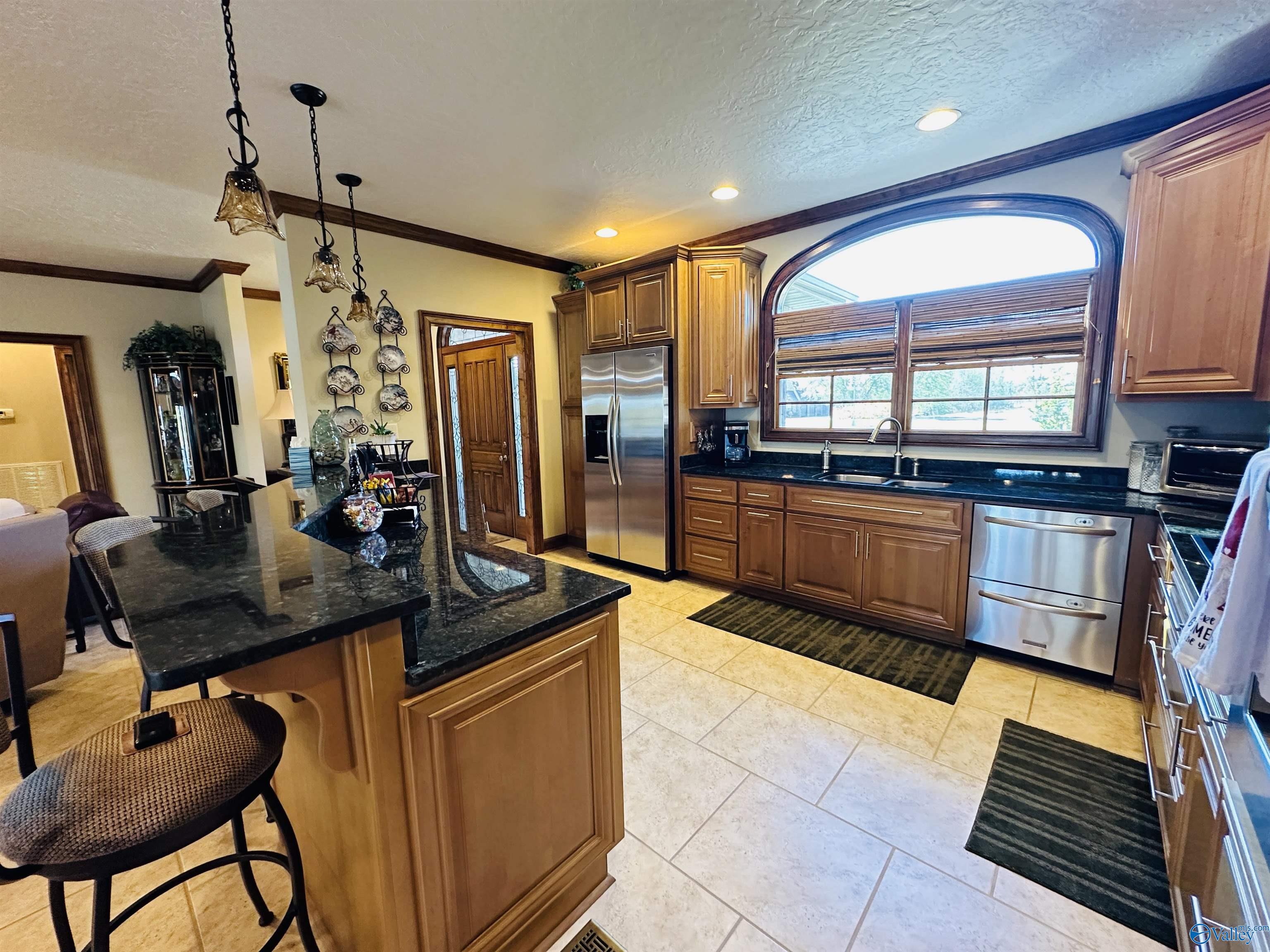 660 Lake Vista Drive