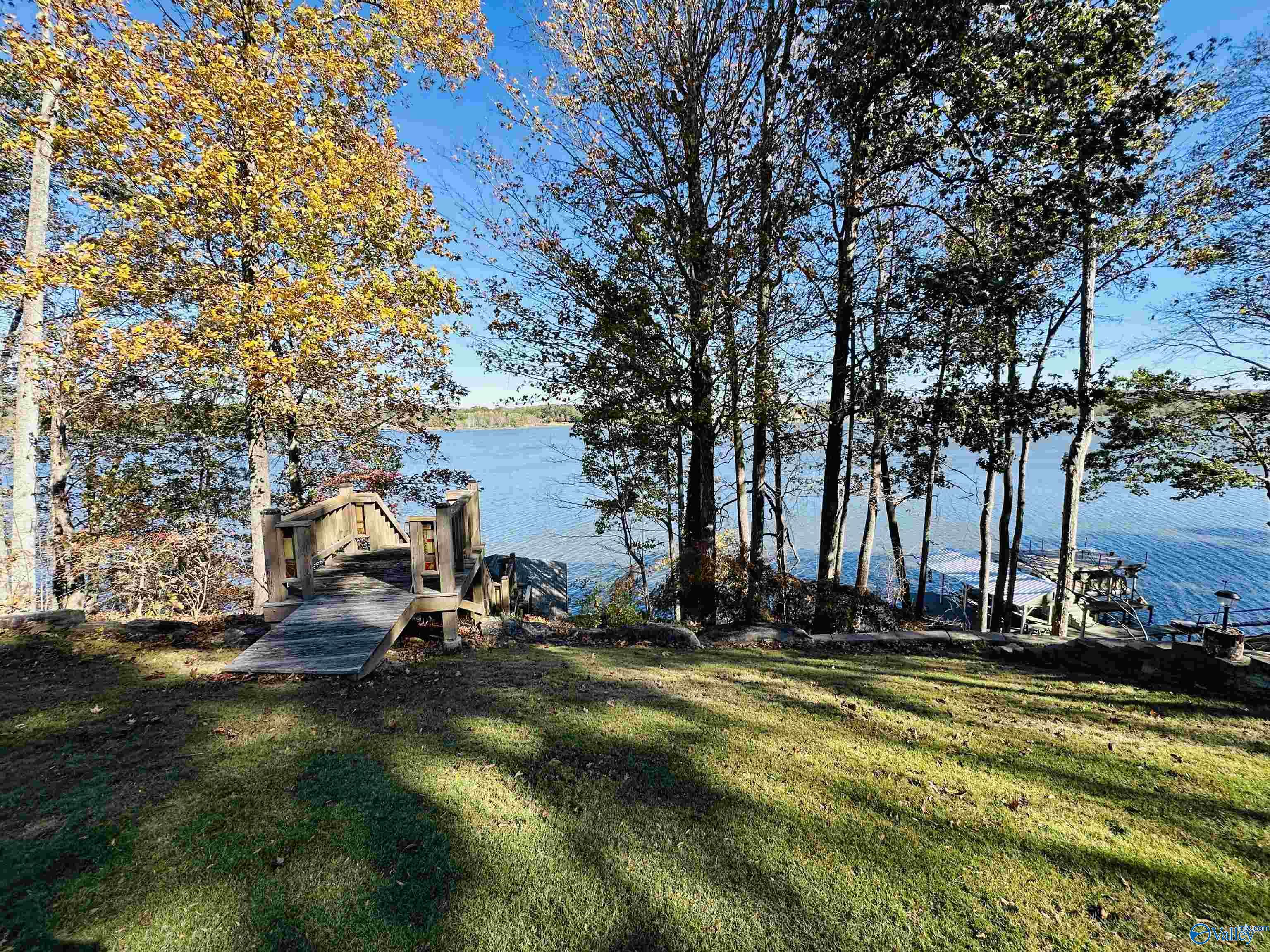 660 Lake Vista Drive