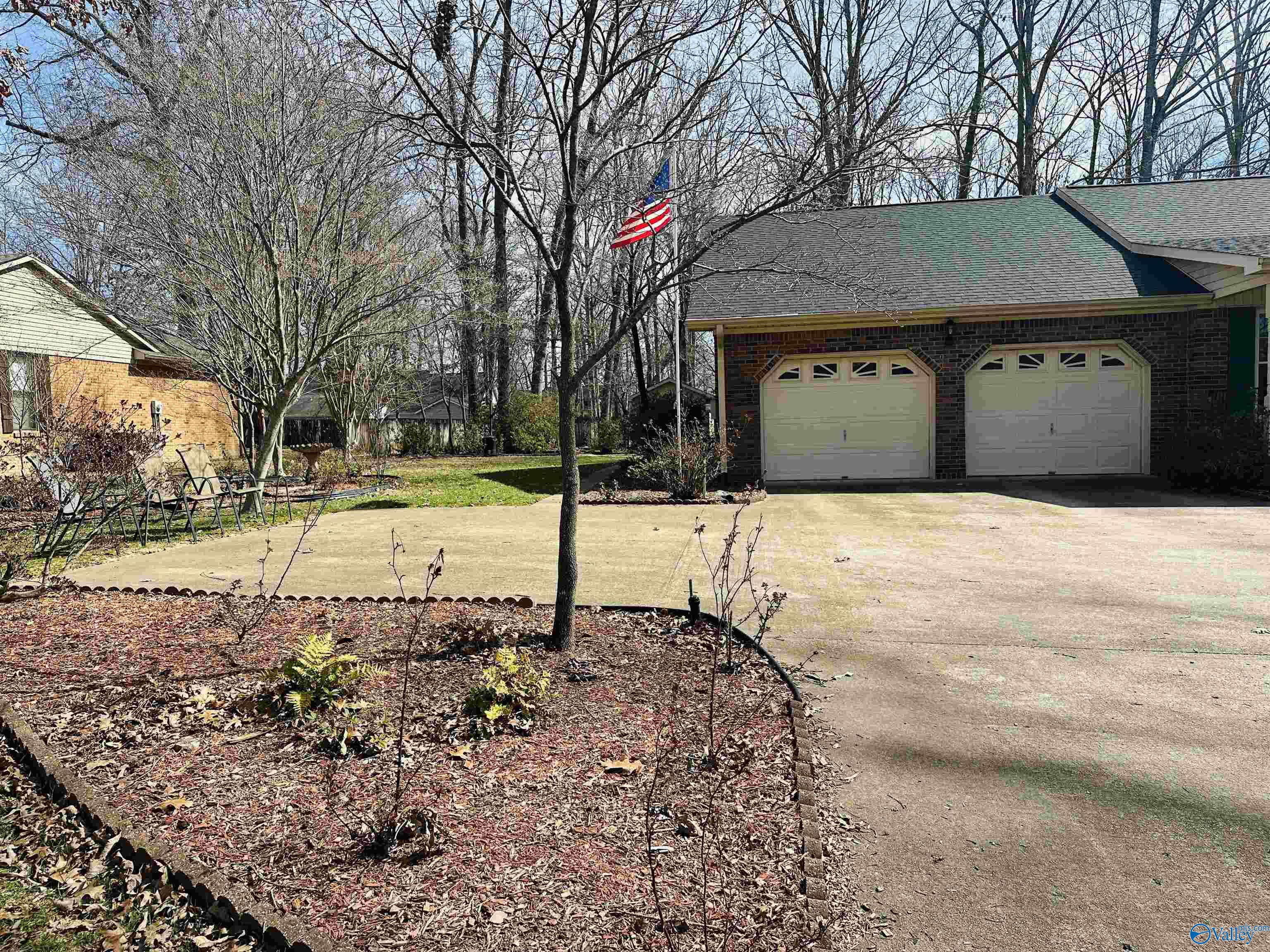 2008 Oakleaf Lane NE