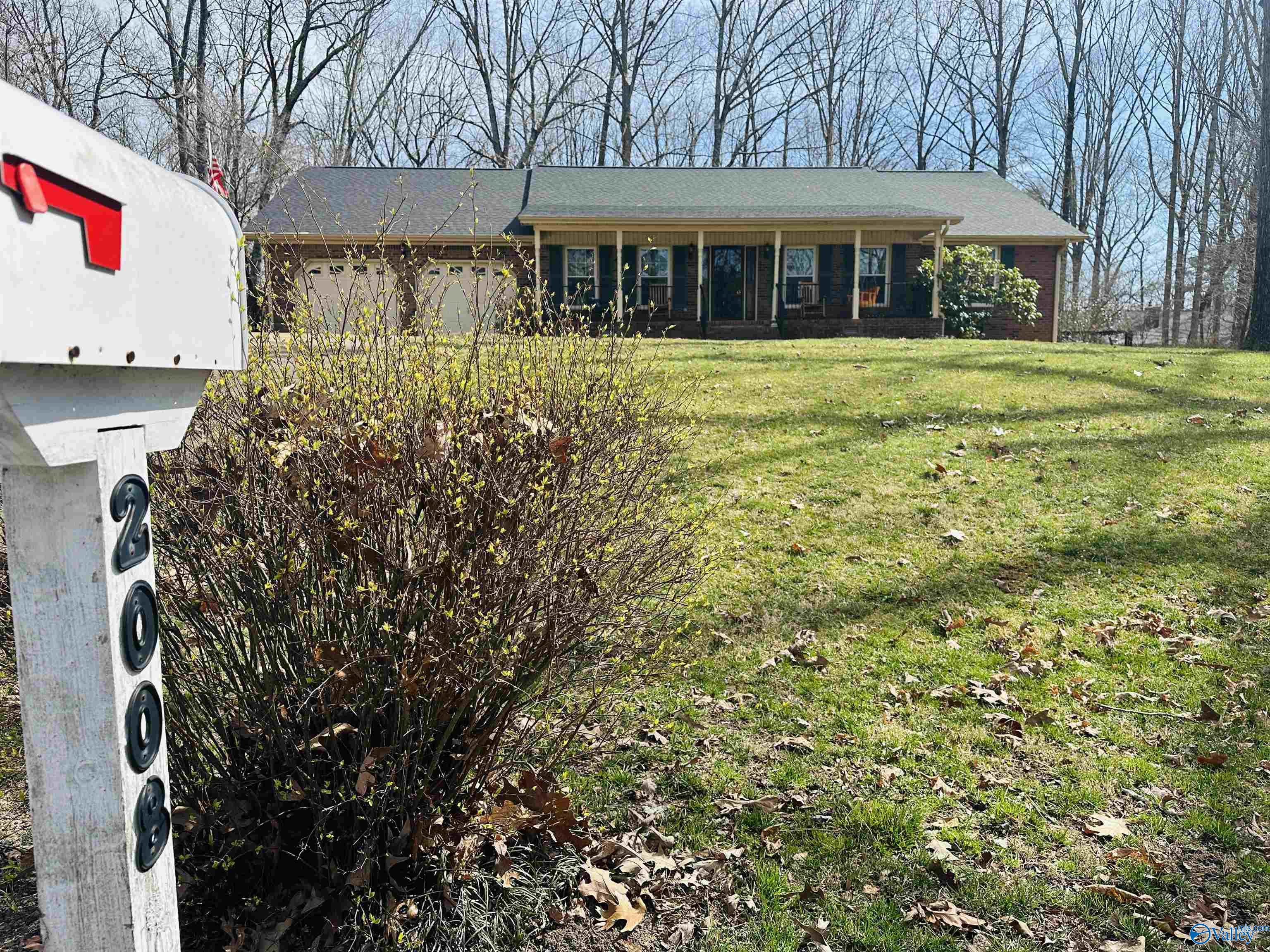 2008 Oakleaf Lane NE