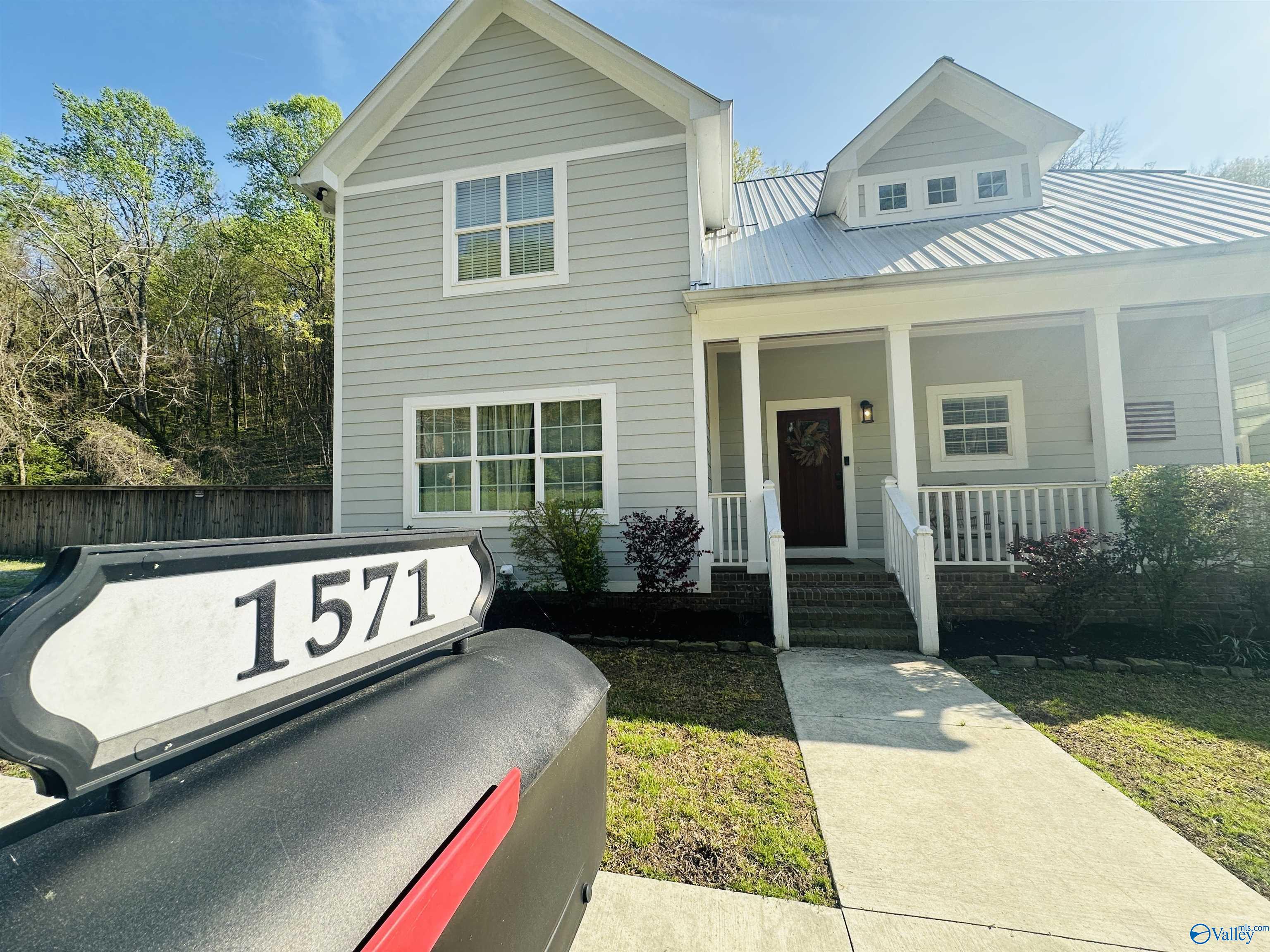 1571 Patterson Street