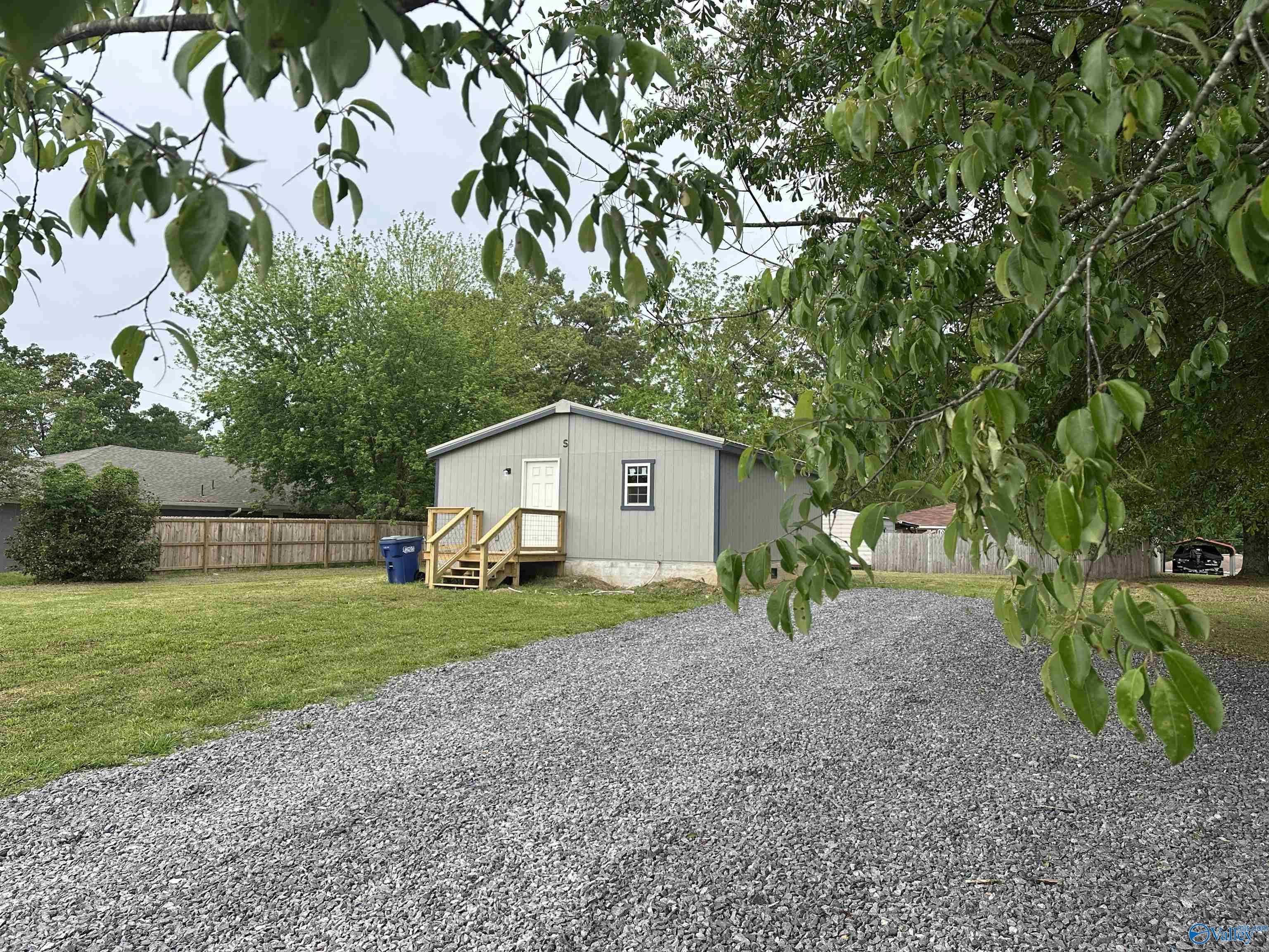 2601 Brindlee Mountain Parkway