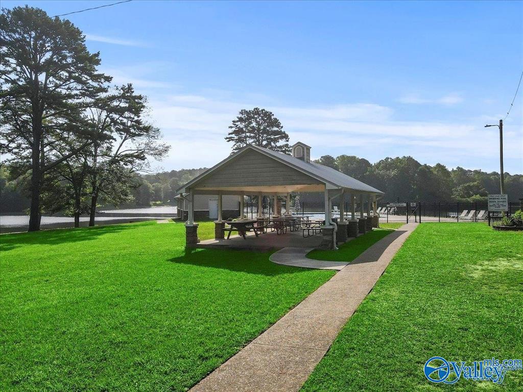 2340 Pine Lake Trail