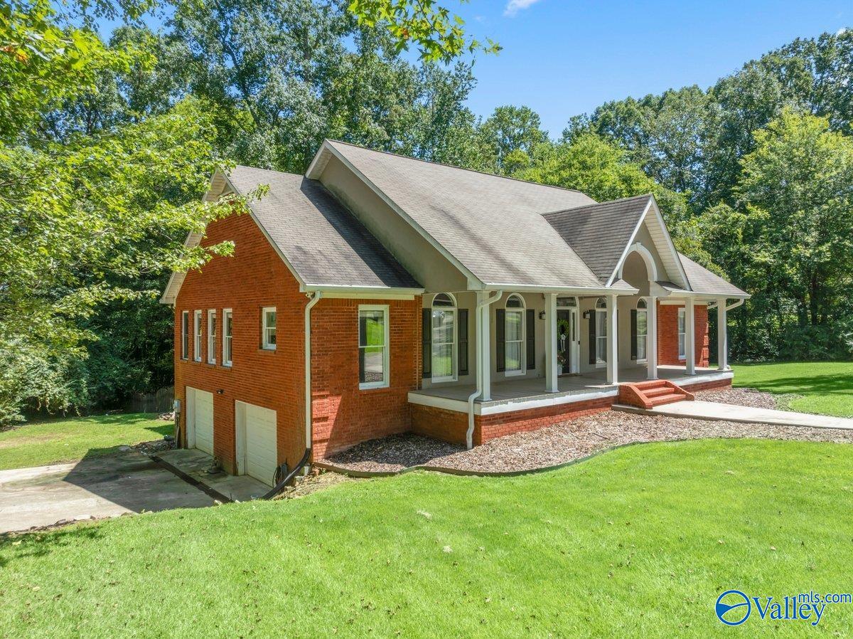 2340 Pine Lake Trail