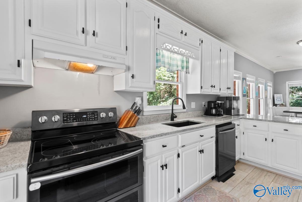 2340 Pine Lake Trail