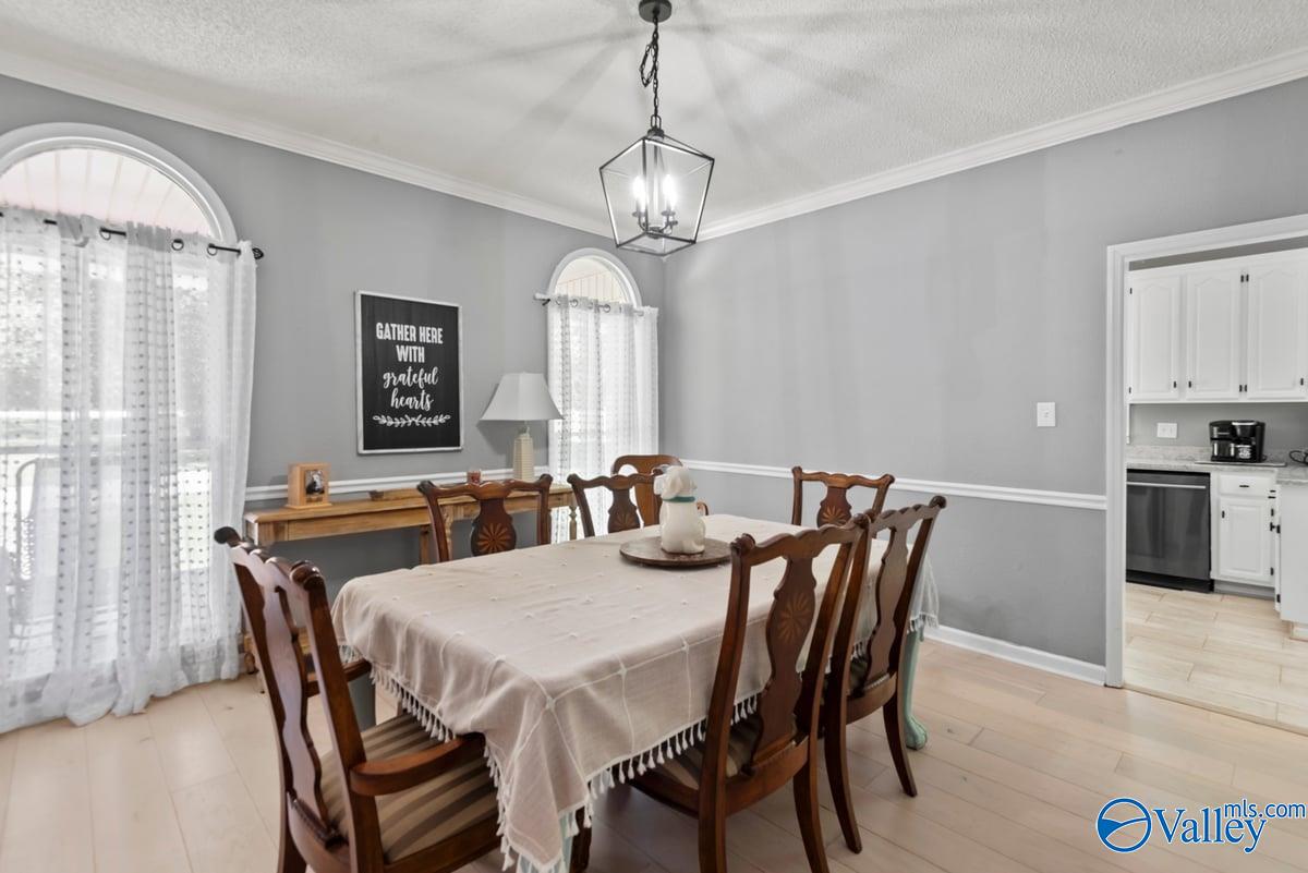 2340 Pine Lake Trail