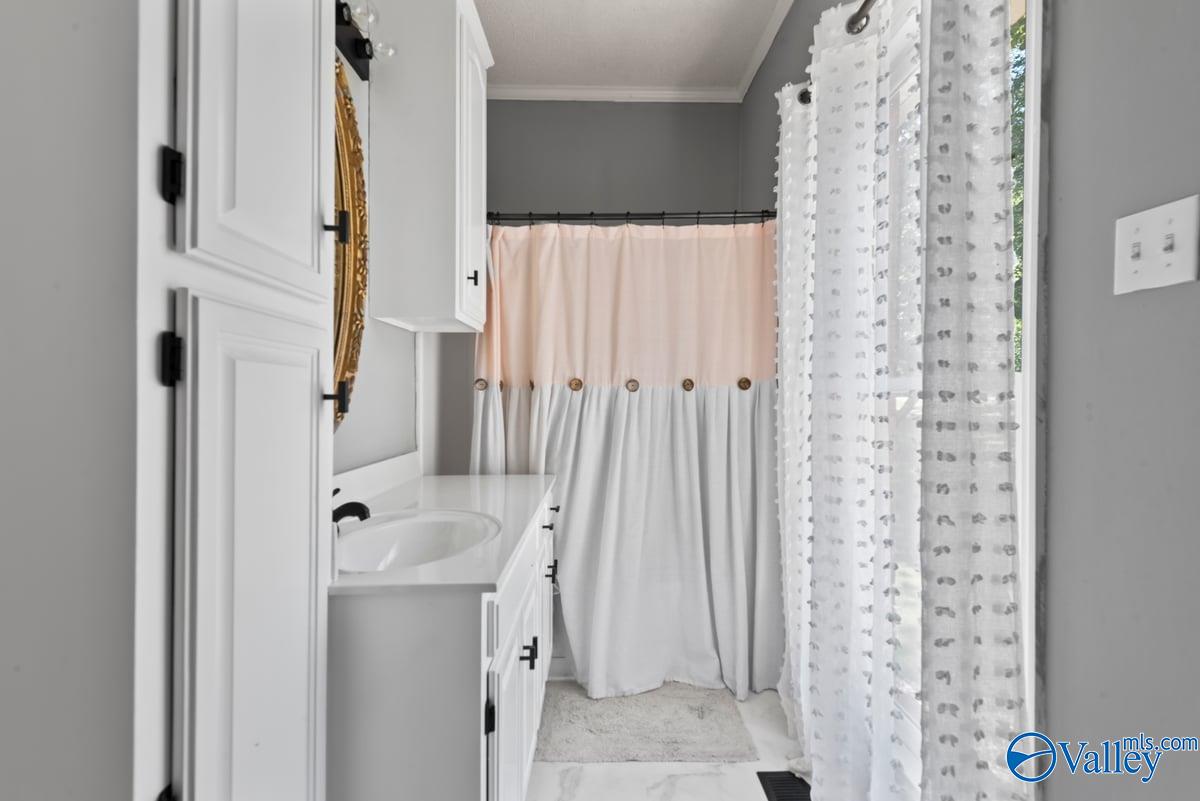 2340 Pine Lake Trail