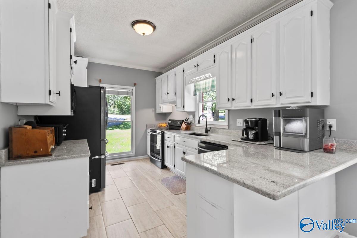 2340 Pine Lake Trail