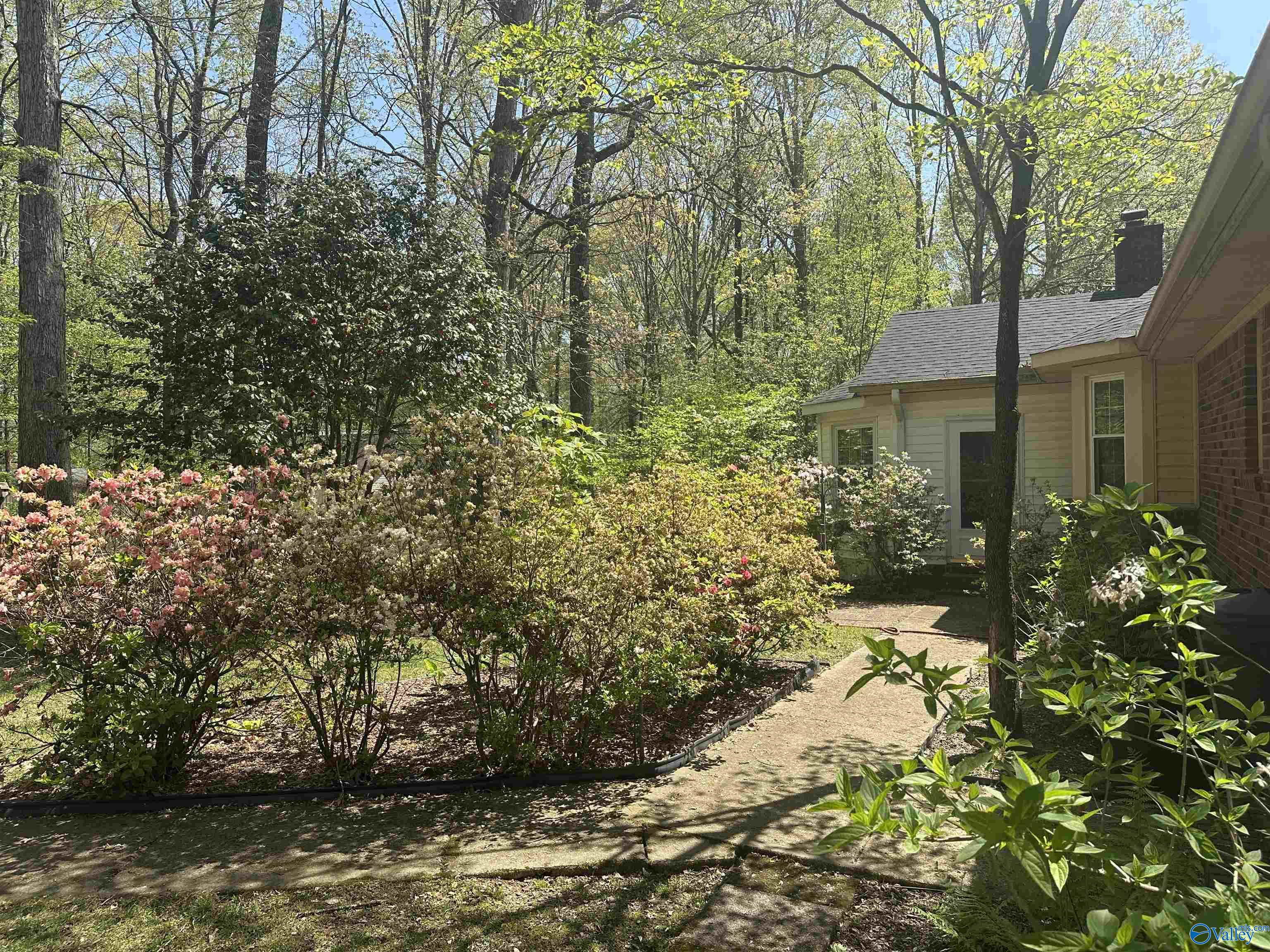2008 Oakleaf Lane