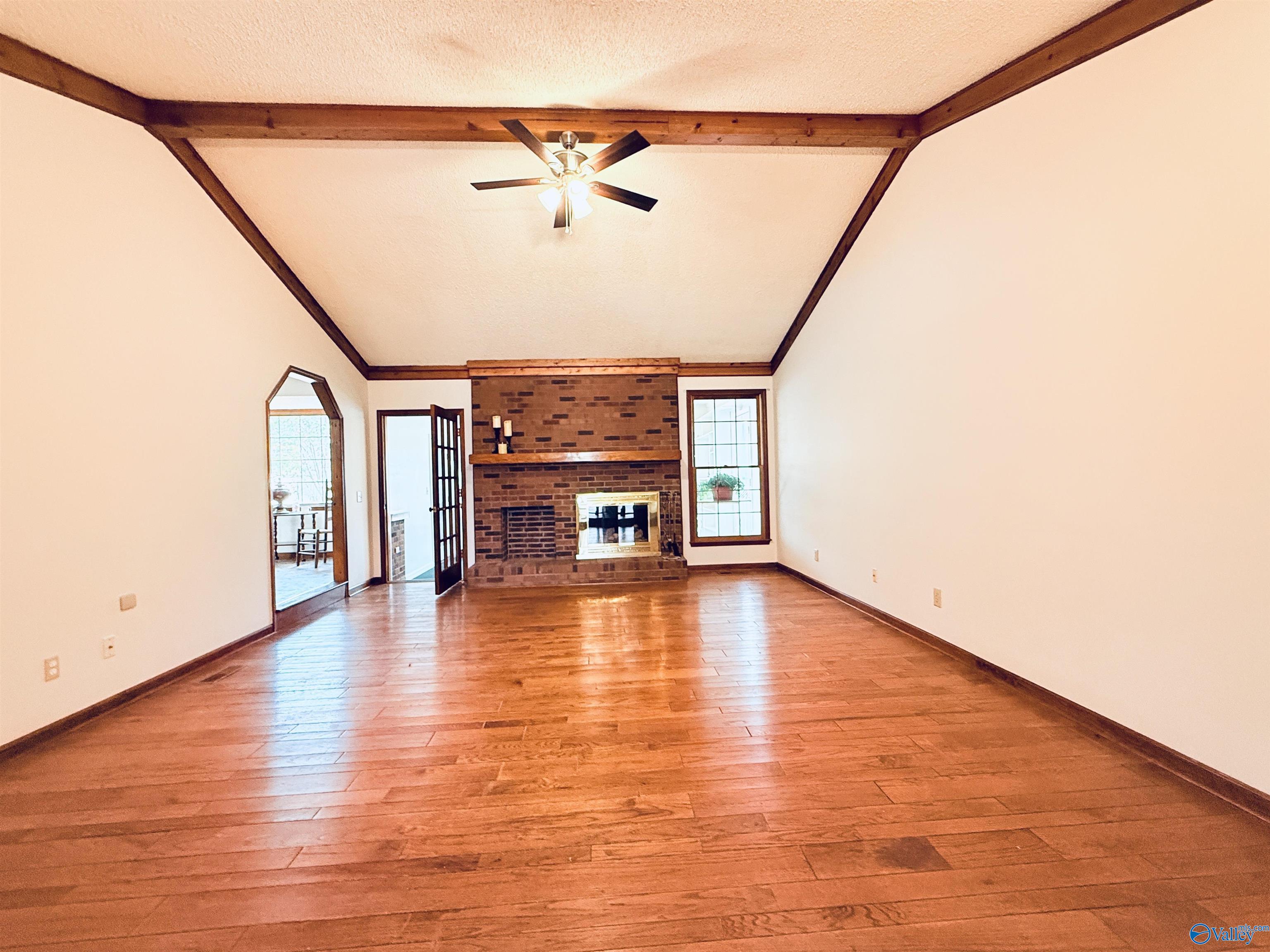 2008 Oakleaf Lane