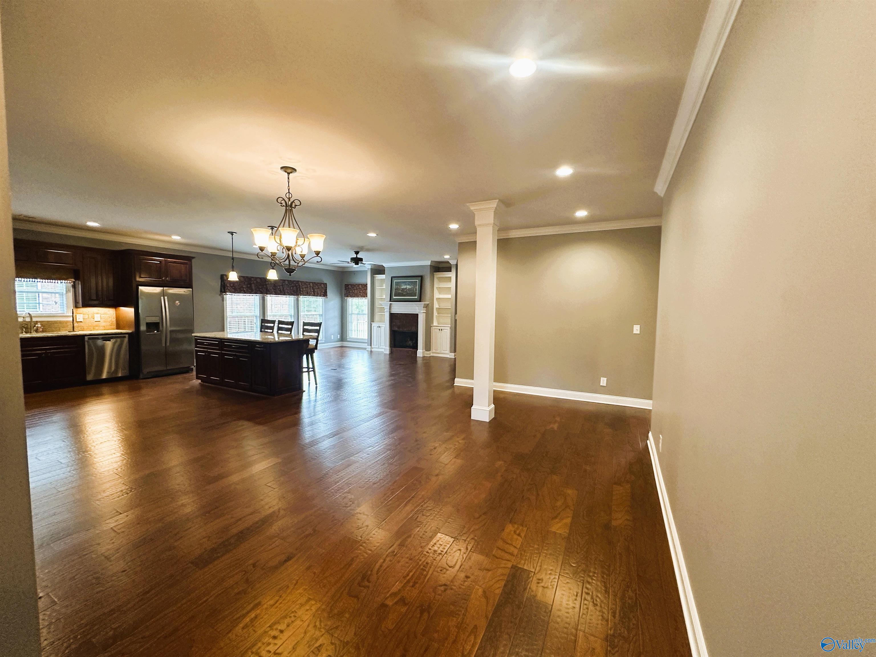 104 Canterbury Circle