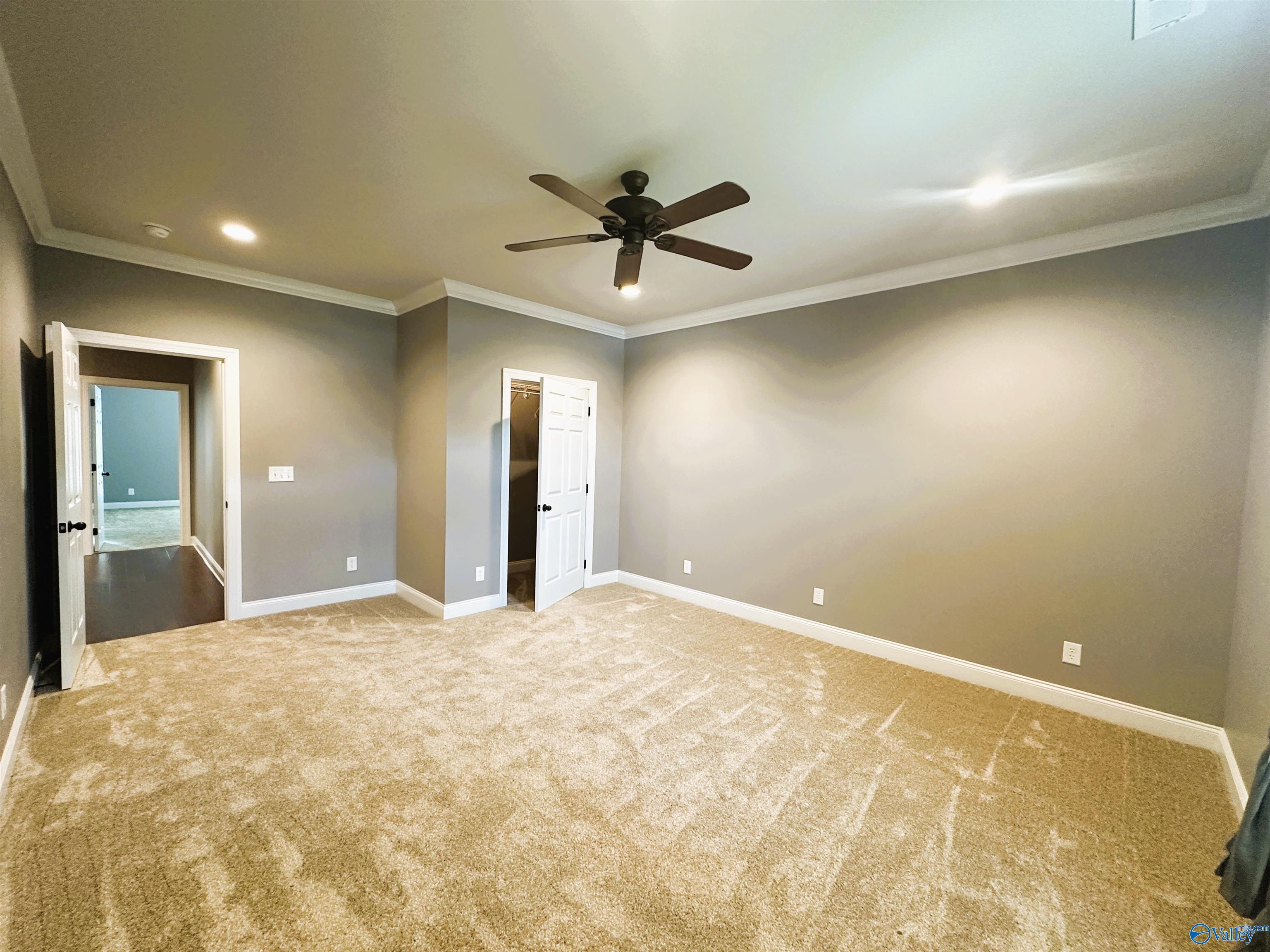 104 Canterbury Circle