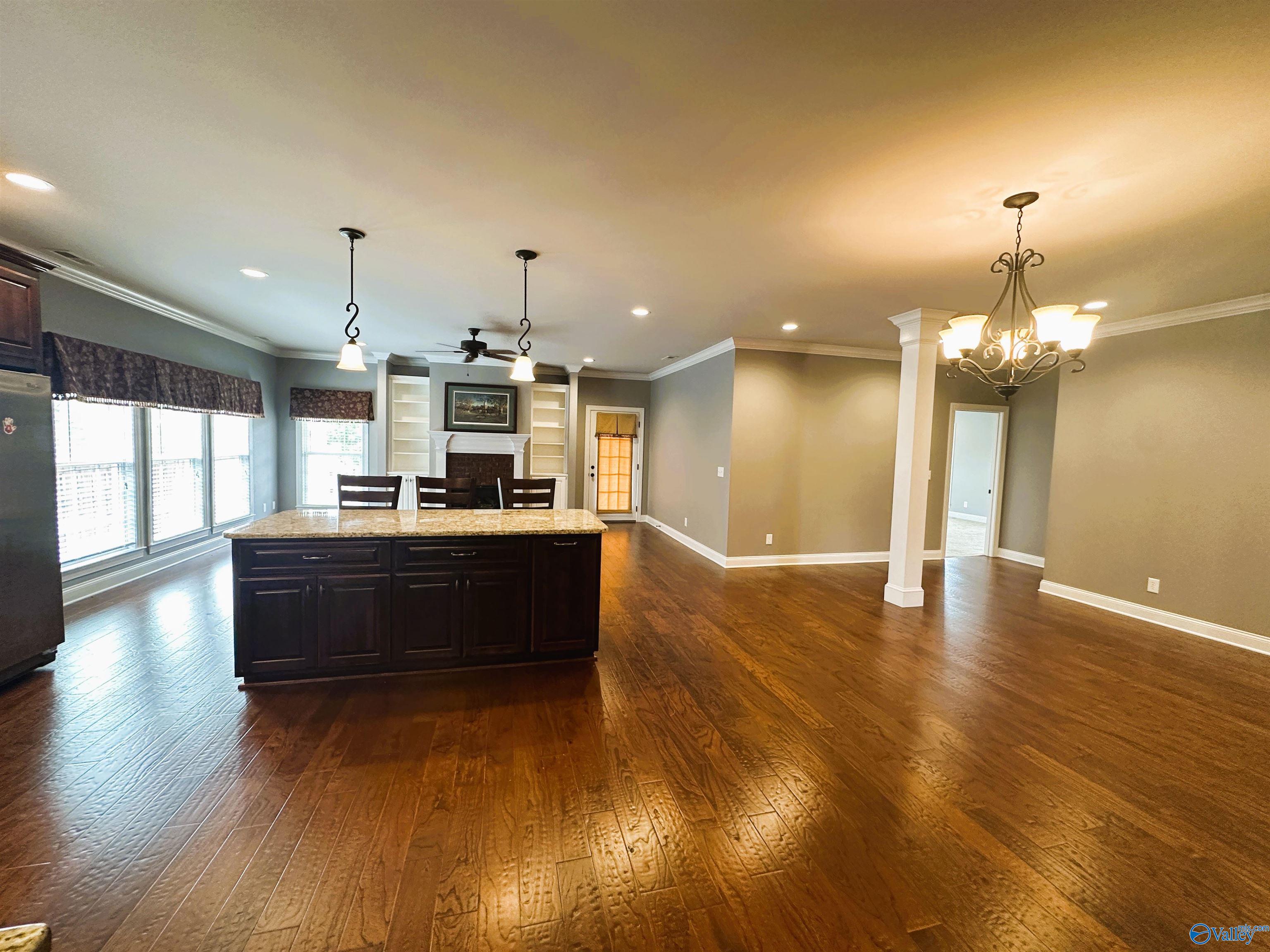 104 Canterbury Circle