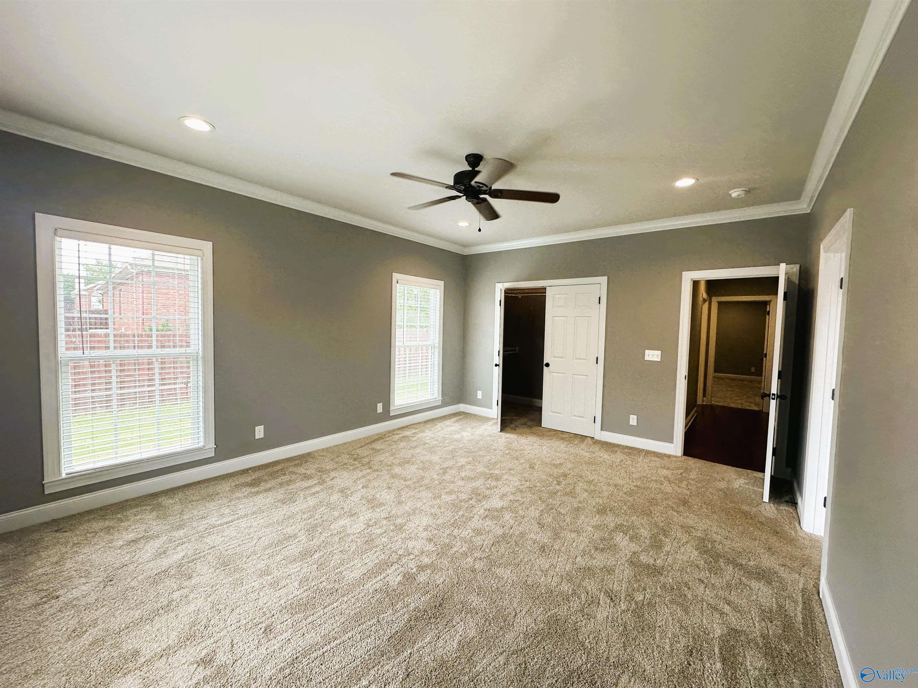 104 Canterbury Circle