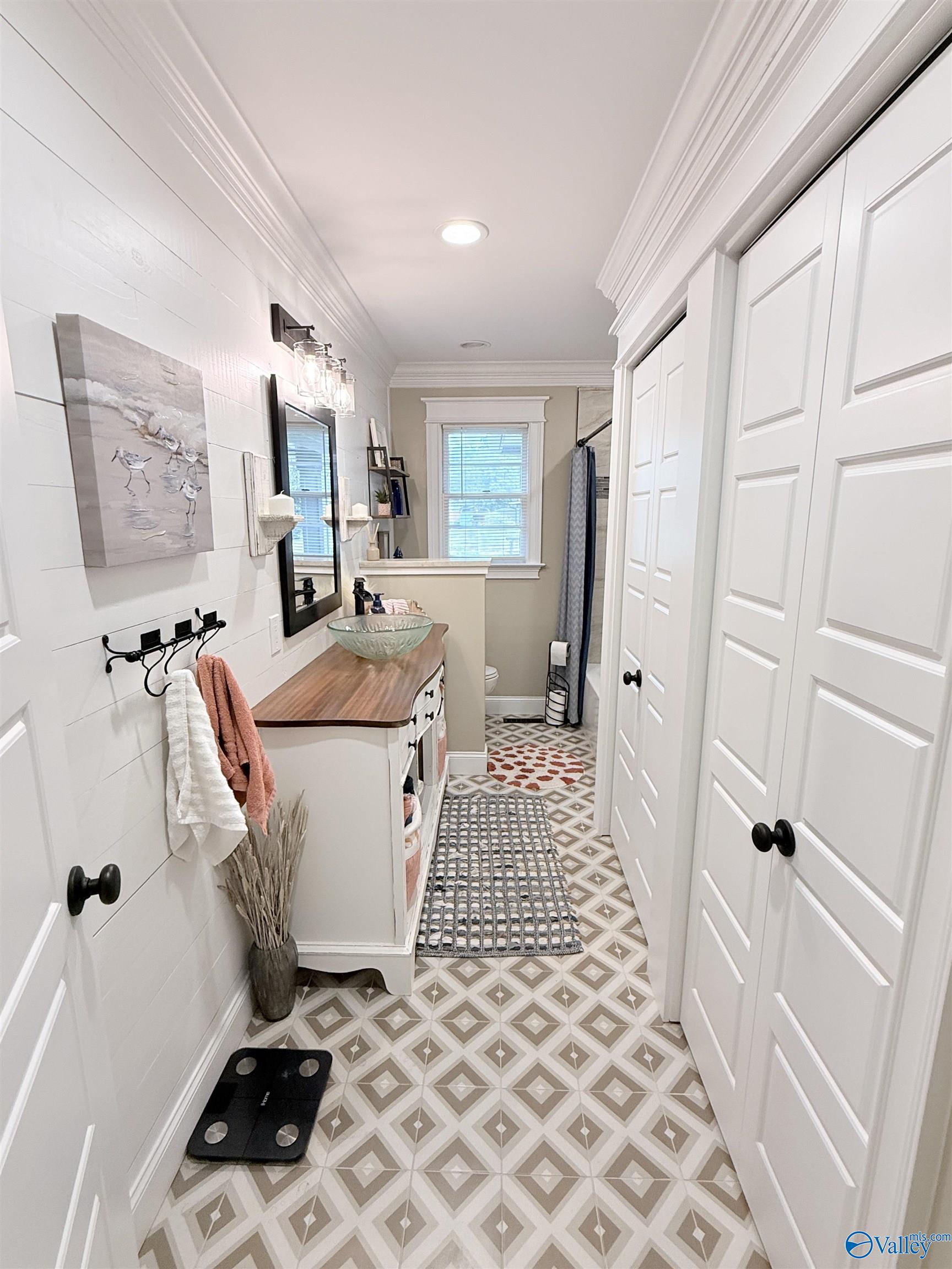 11002 Temperance Street SW