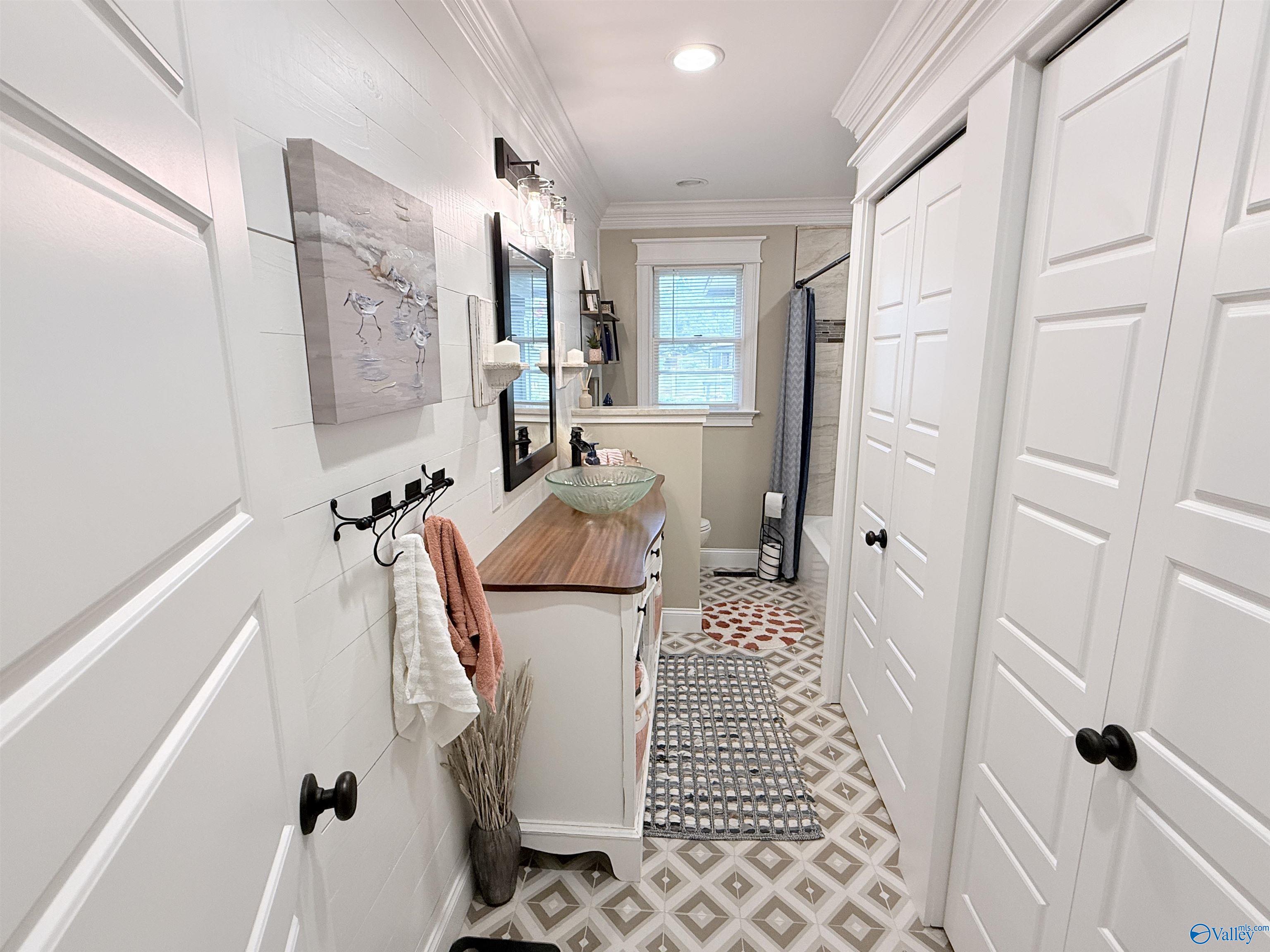 11002 Temperance Street SW