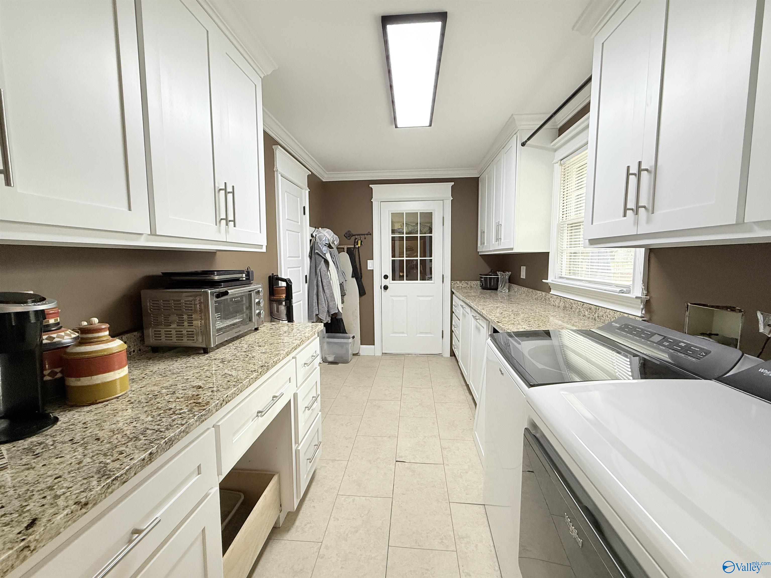 11002 Temperance Street SW