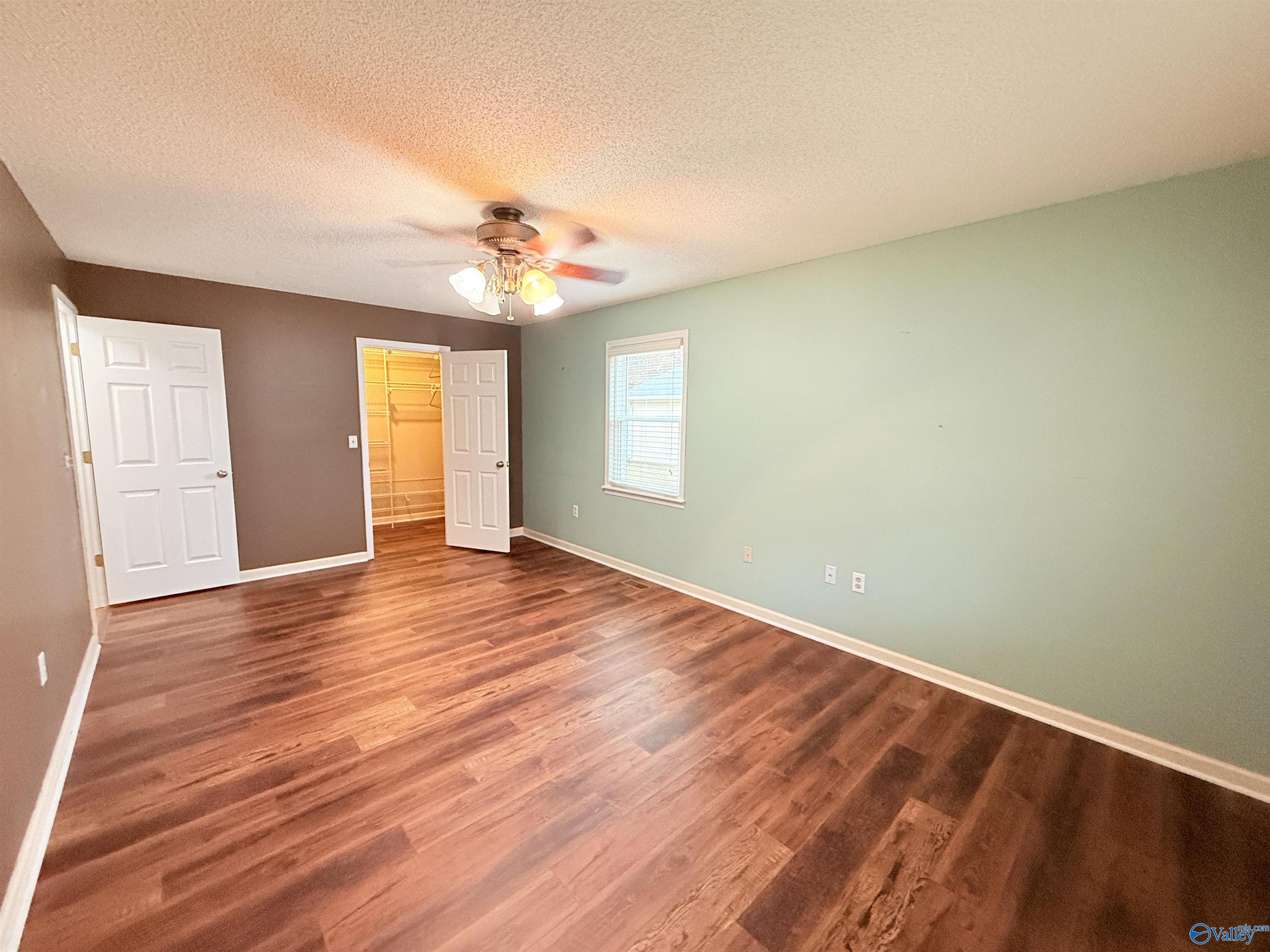 2046 Wedgewood Drive NE