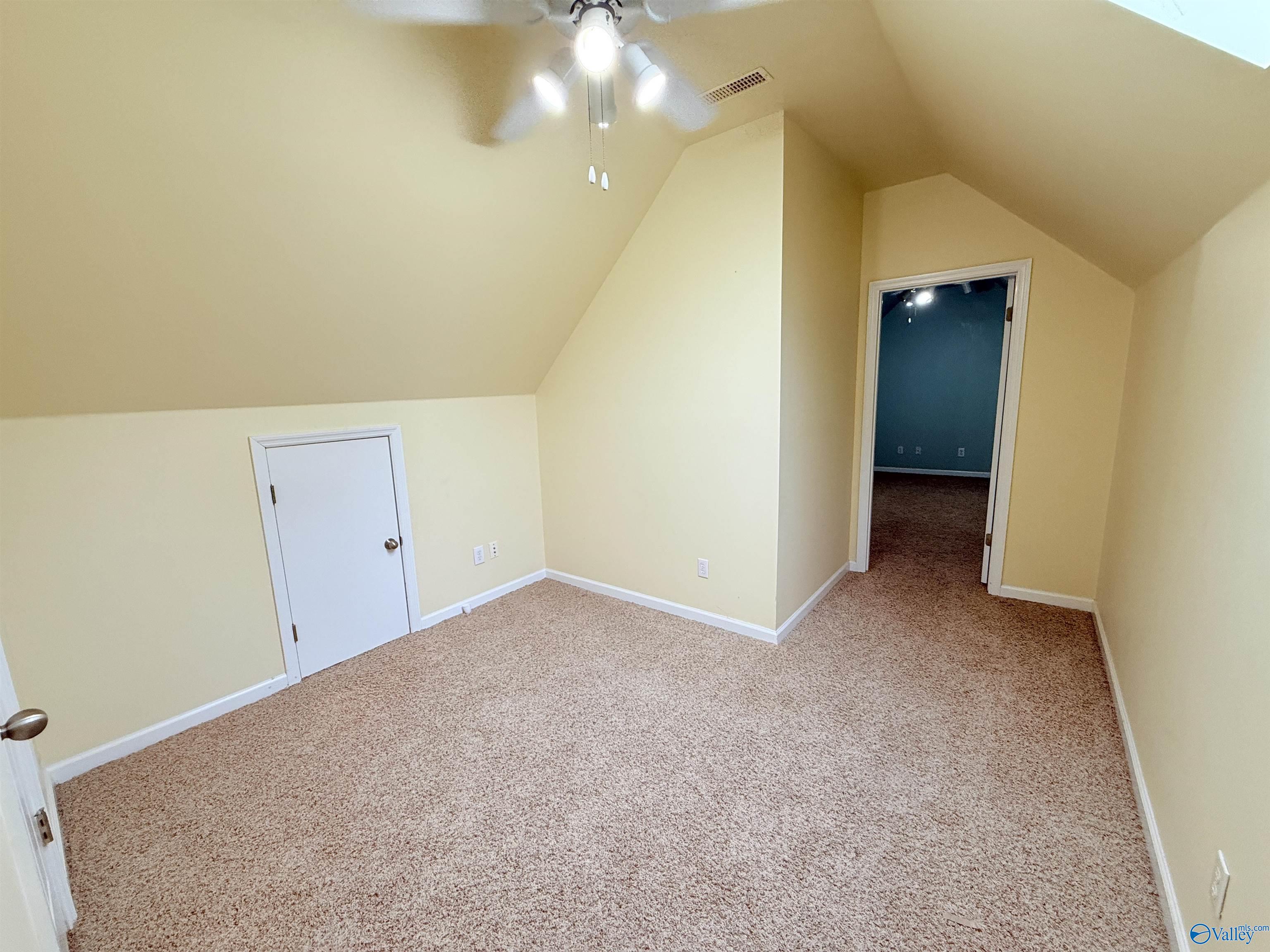 2046 Wedgewood Drive NE