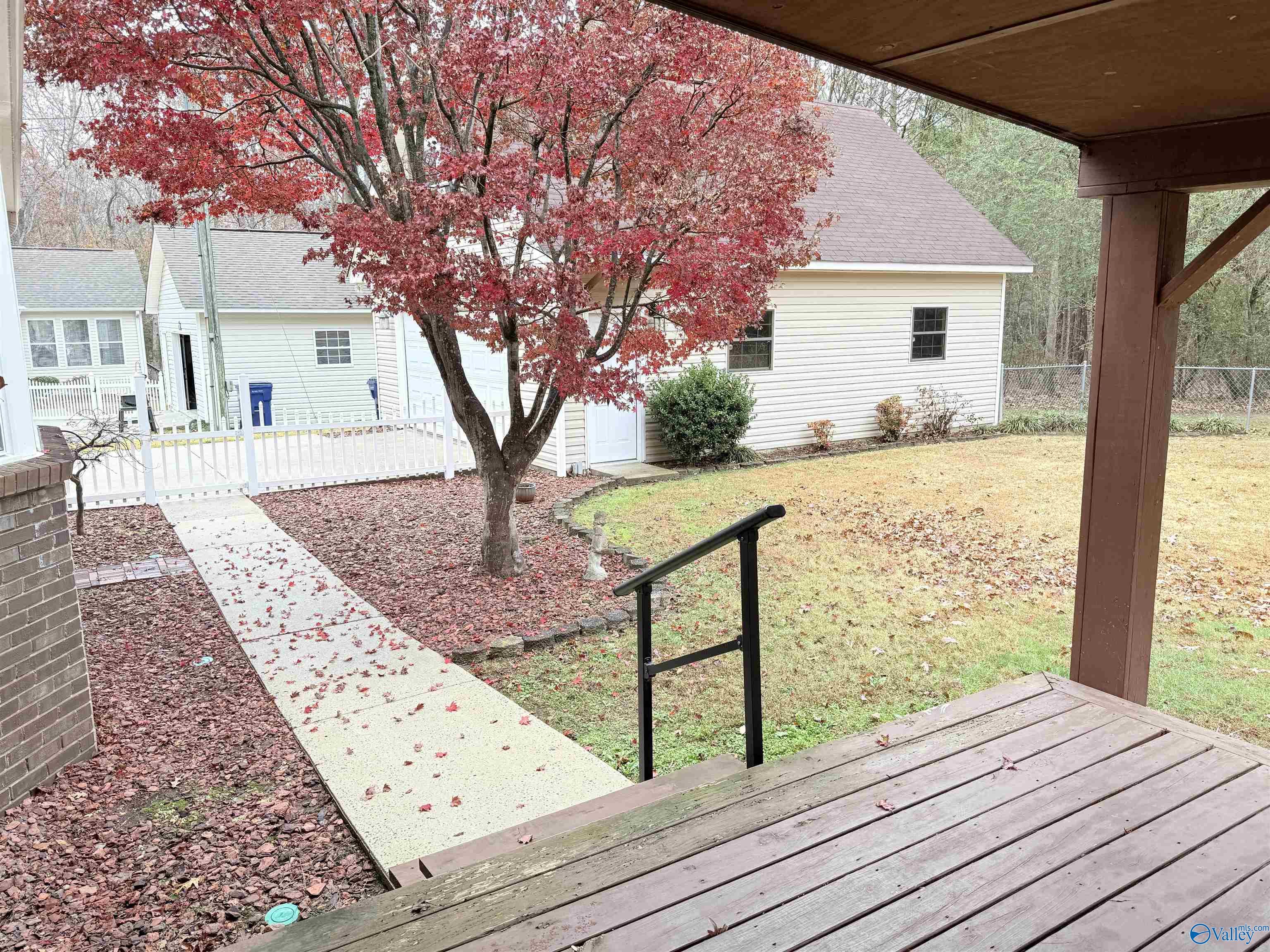 2046 Wedgewood Drive NE