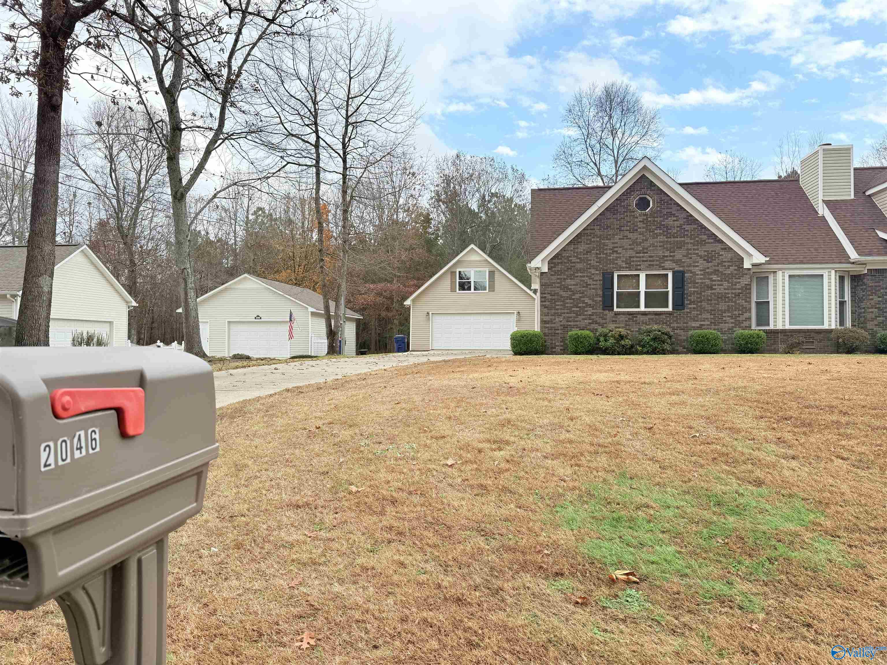 2046 Wedgewood Drive NE