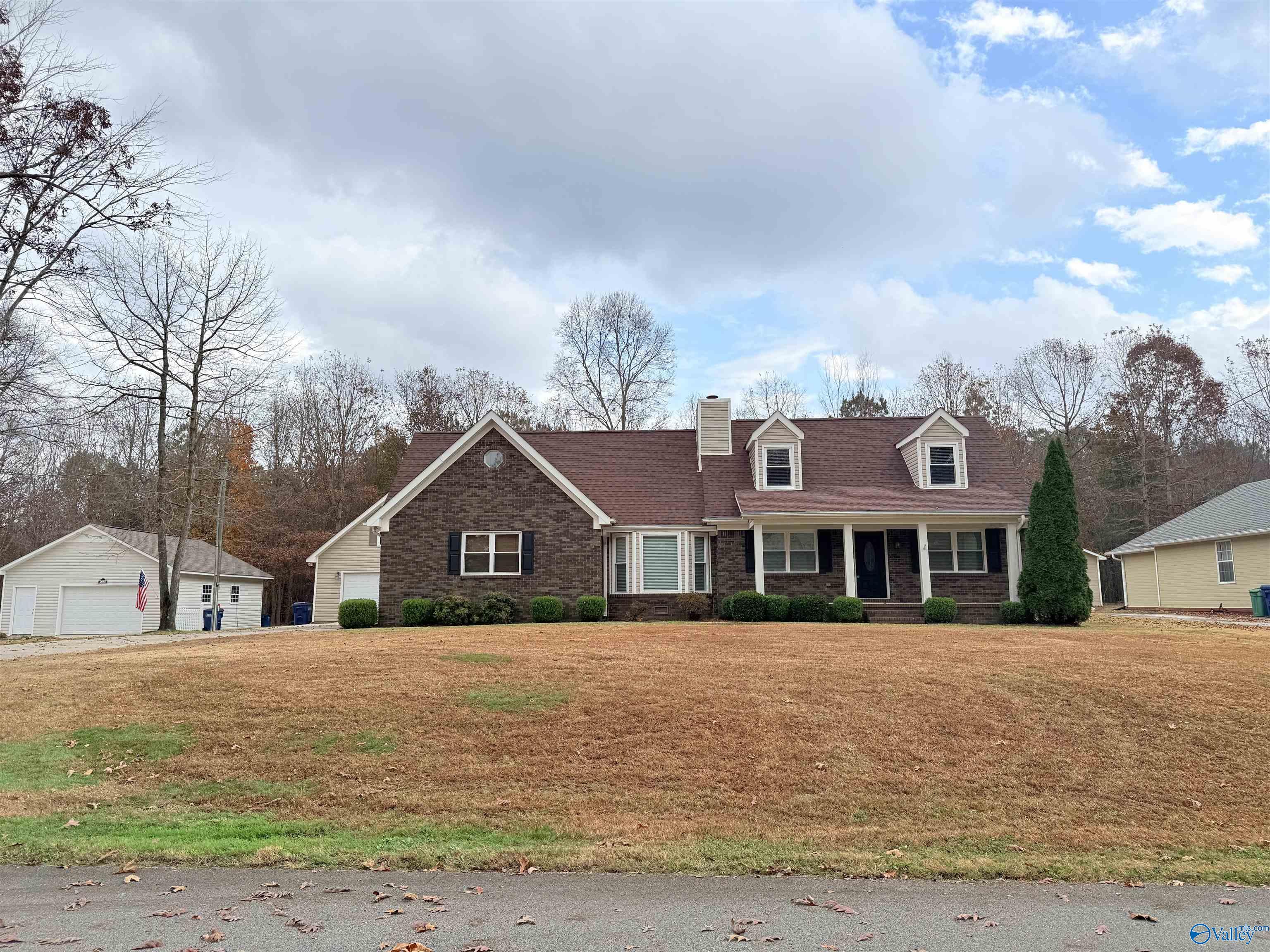 2046 Wedgewood Drive NE