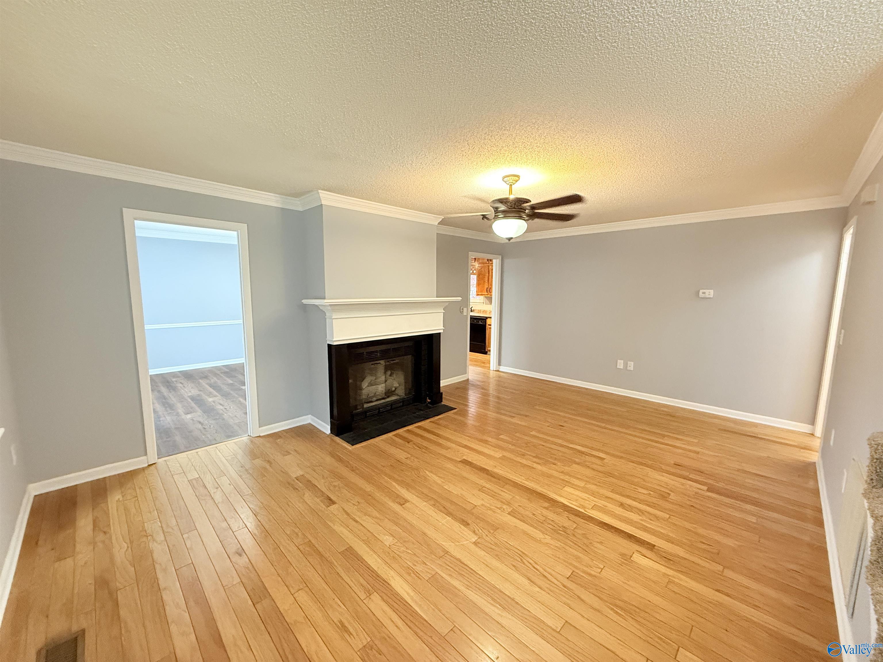 2046 Wedgewood Drive NE