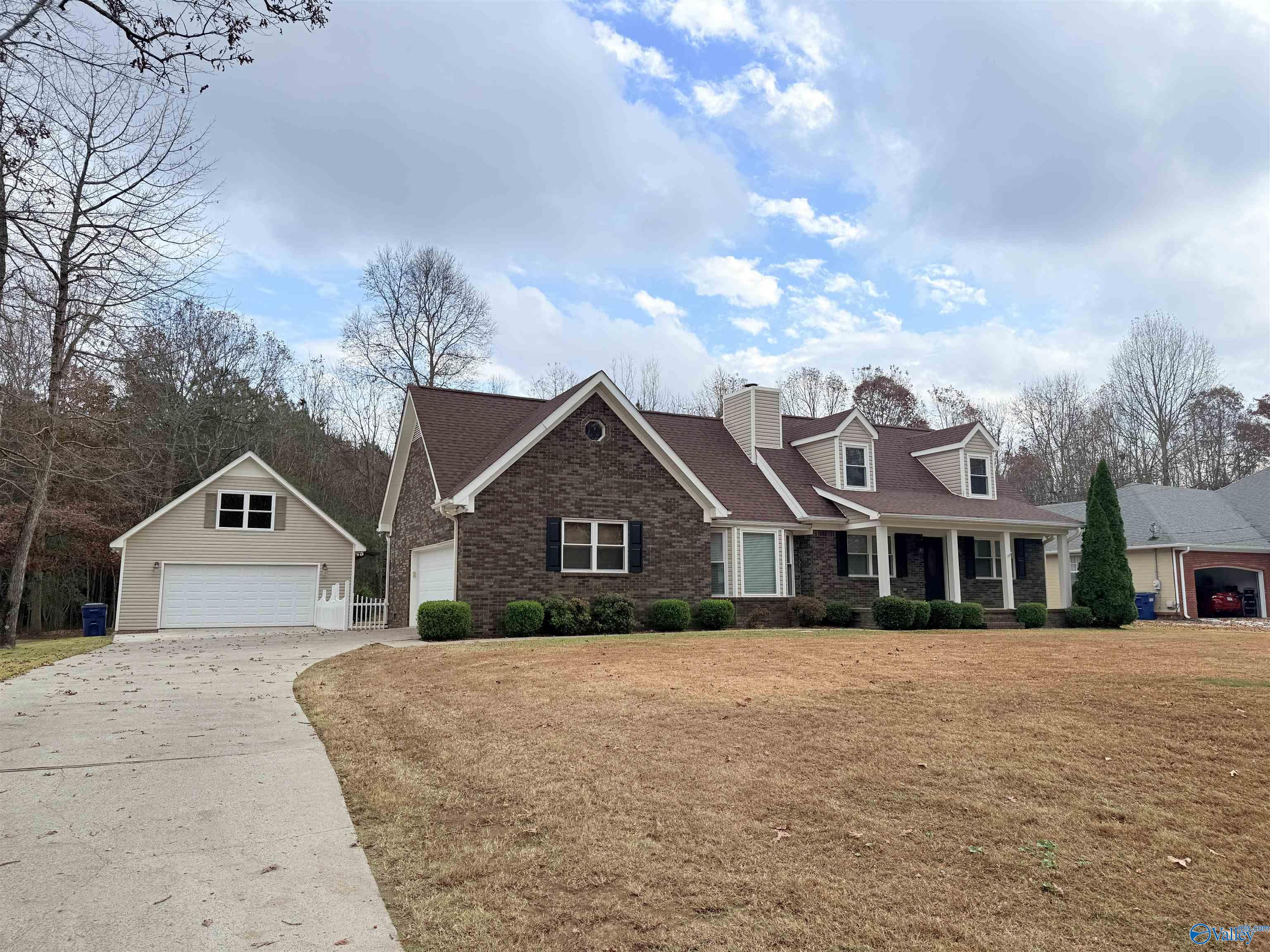 2046 Wedgewood Drive NE