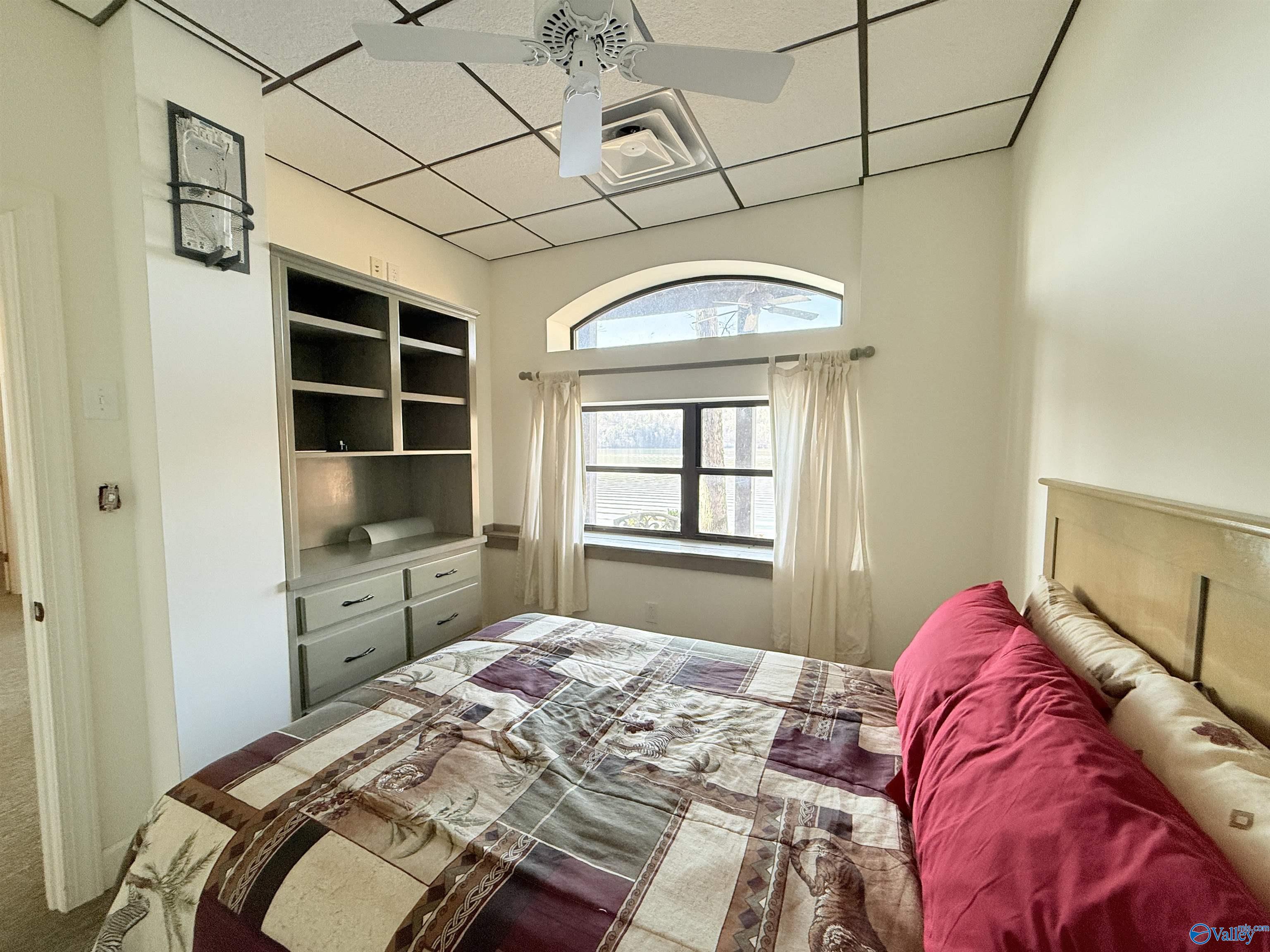 1889 Mohawk Cliff Road