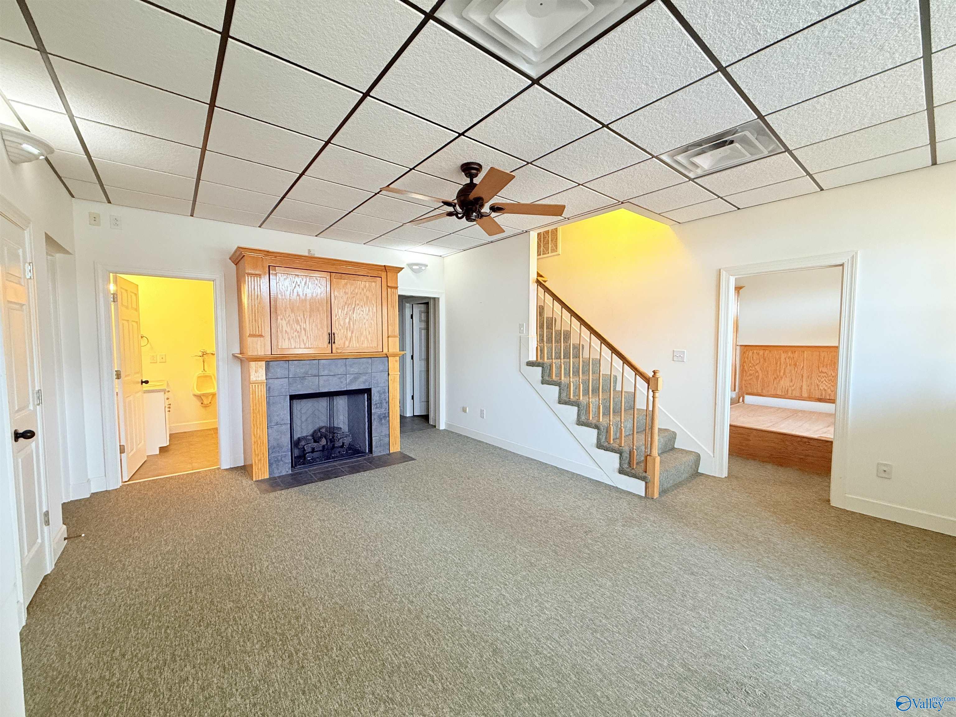 1889 Mohawk Cliff Road