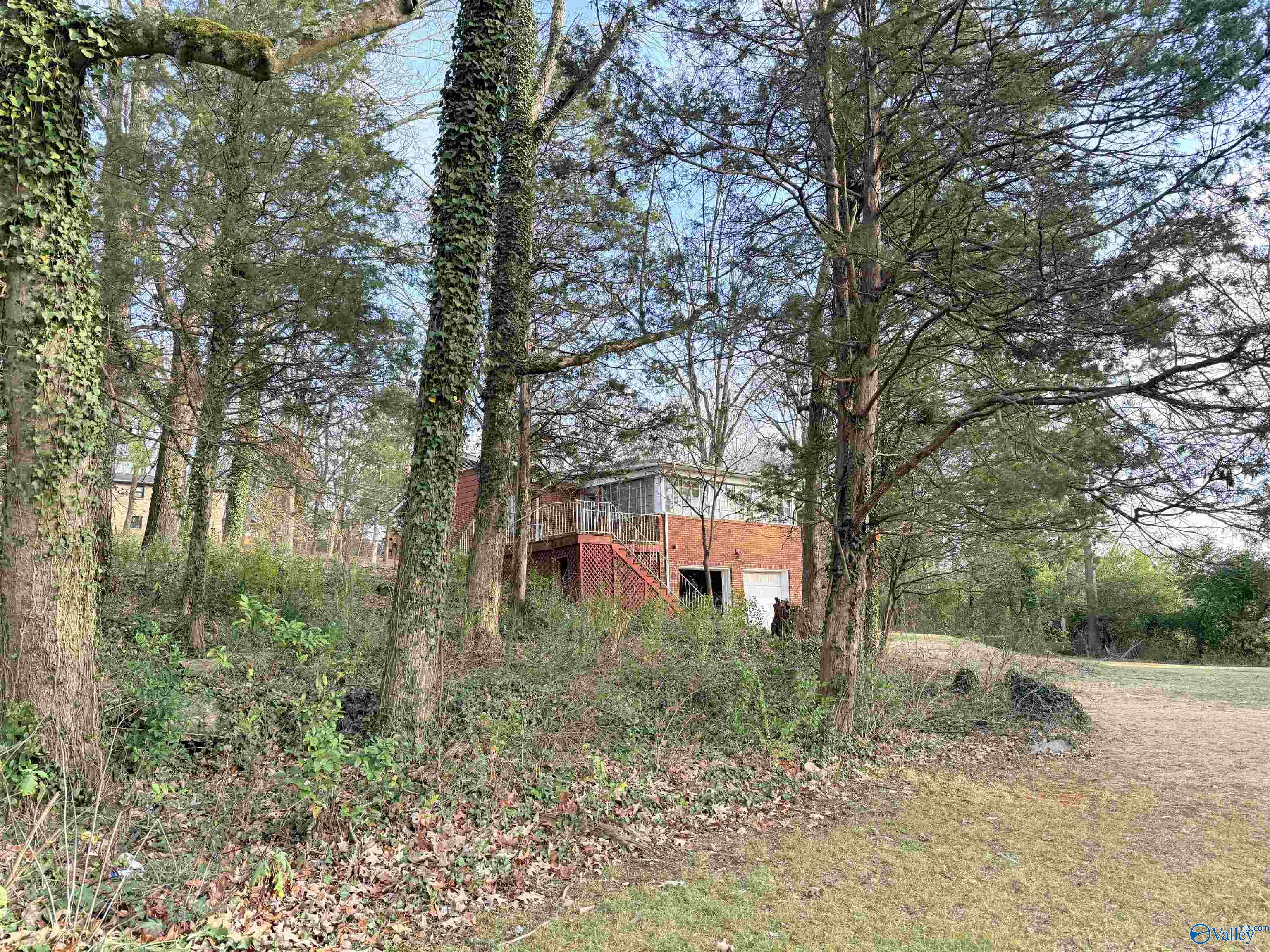 8004 Camille Drive SE