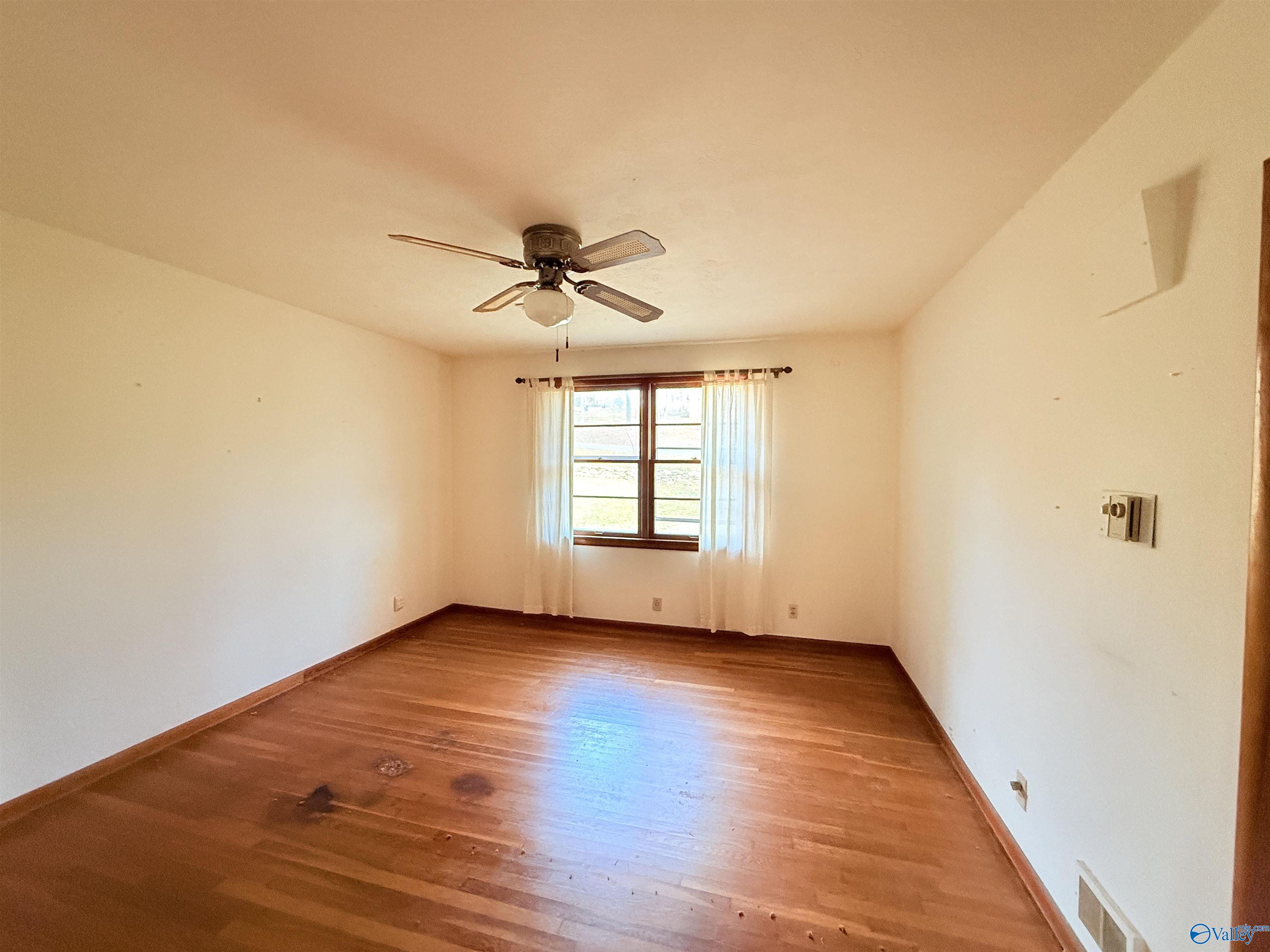 8004 Camille Drive SE