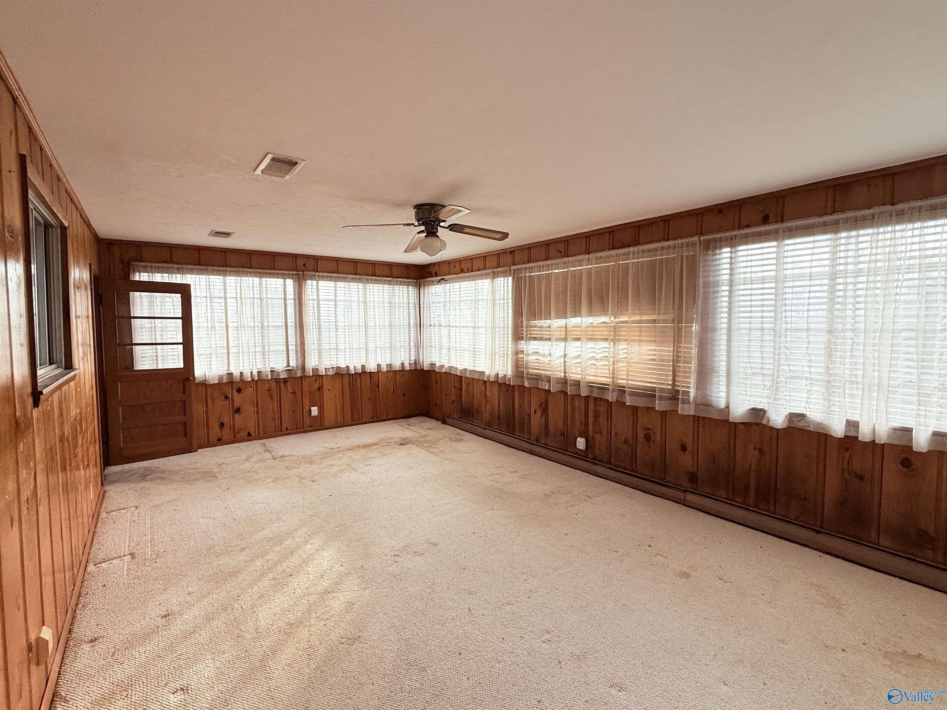 8004 Camille Drive SE