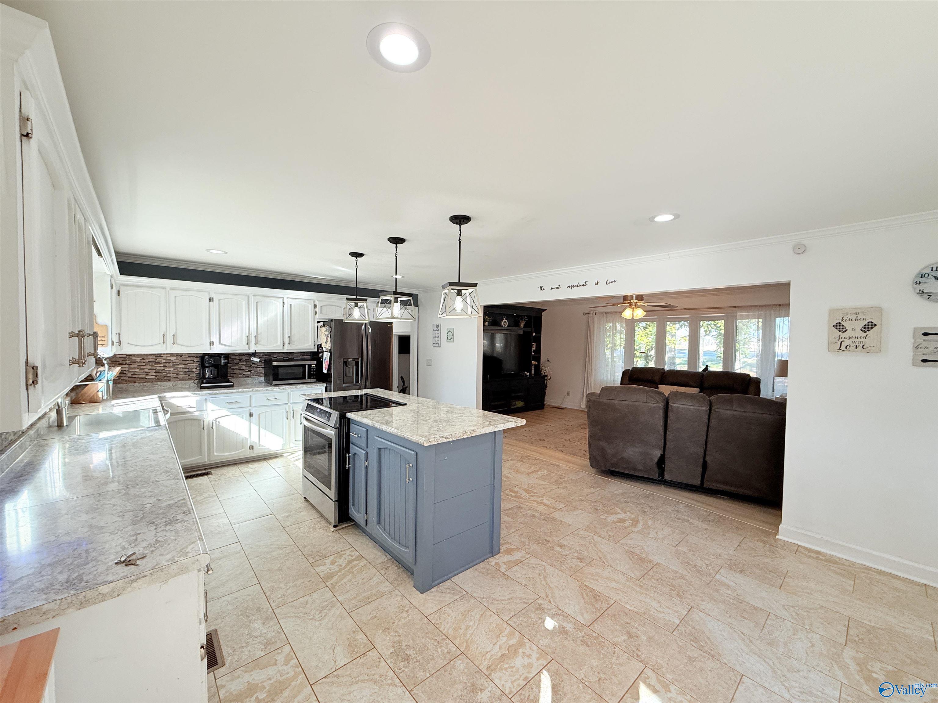 1707 Old Cullman Road