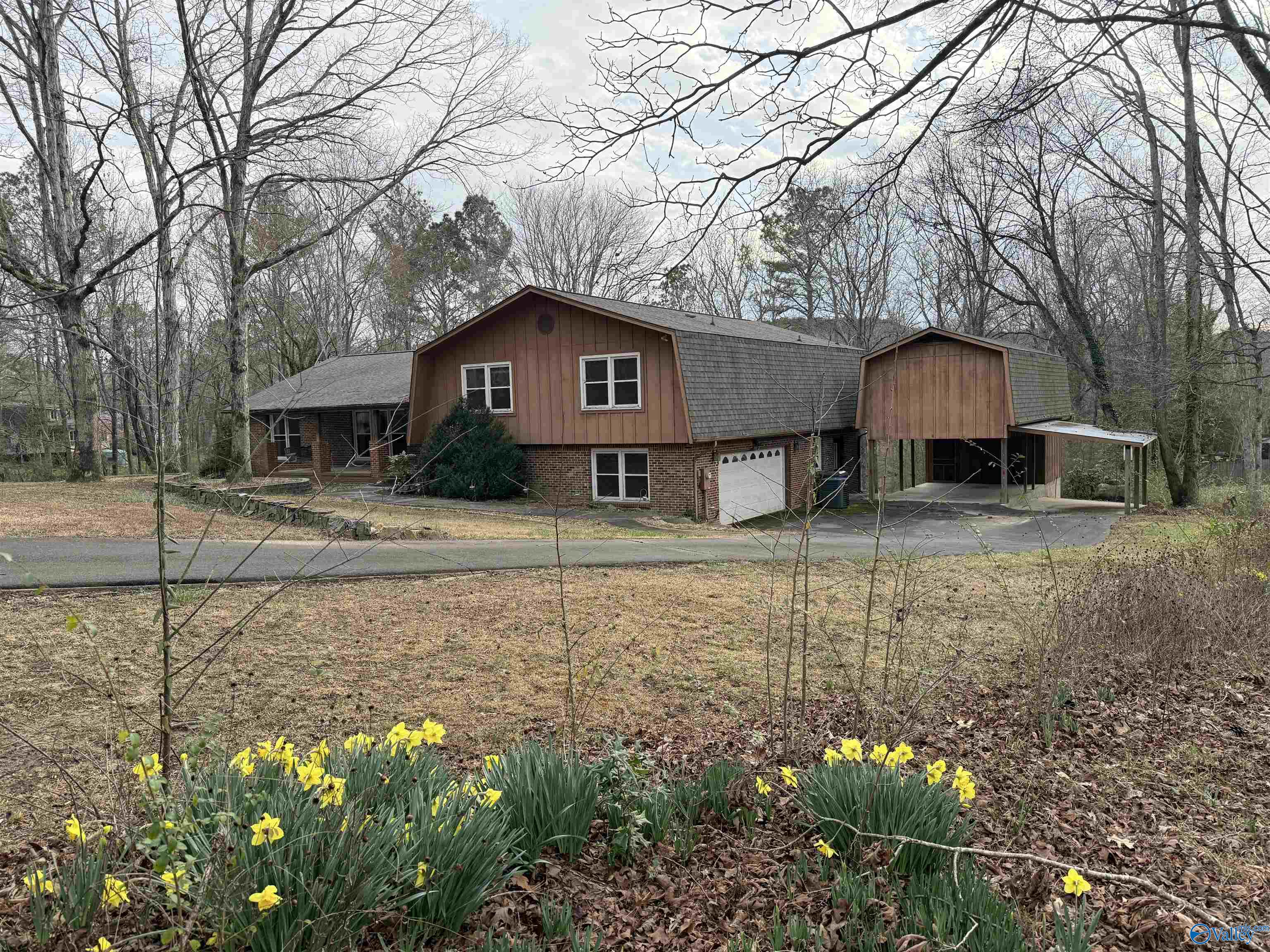 1975 Pine Lake Drive
