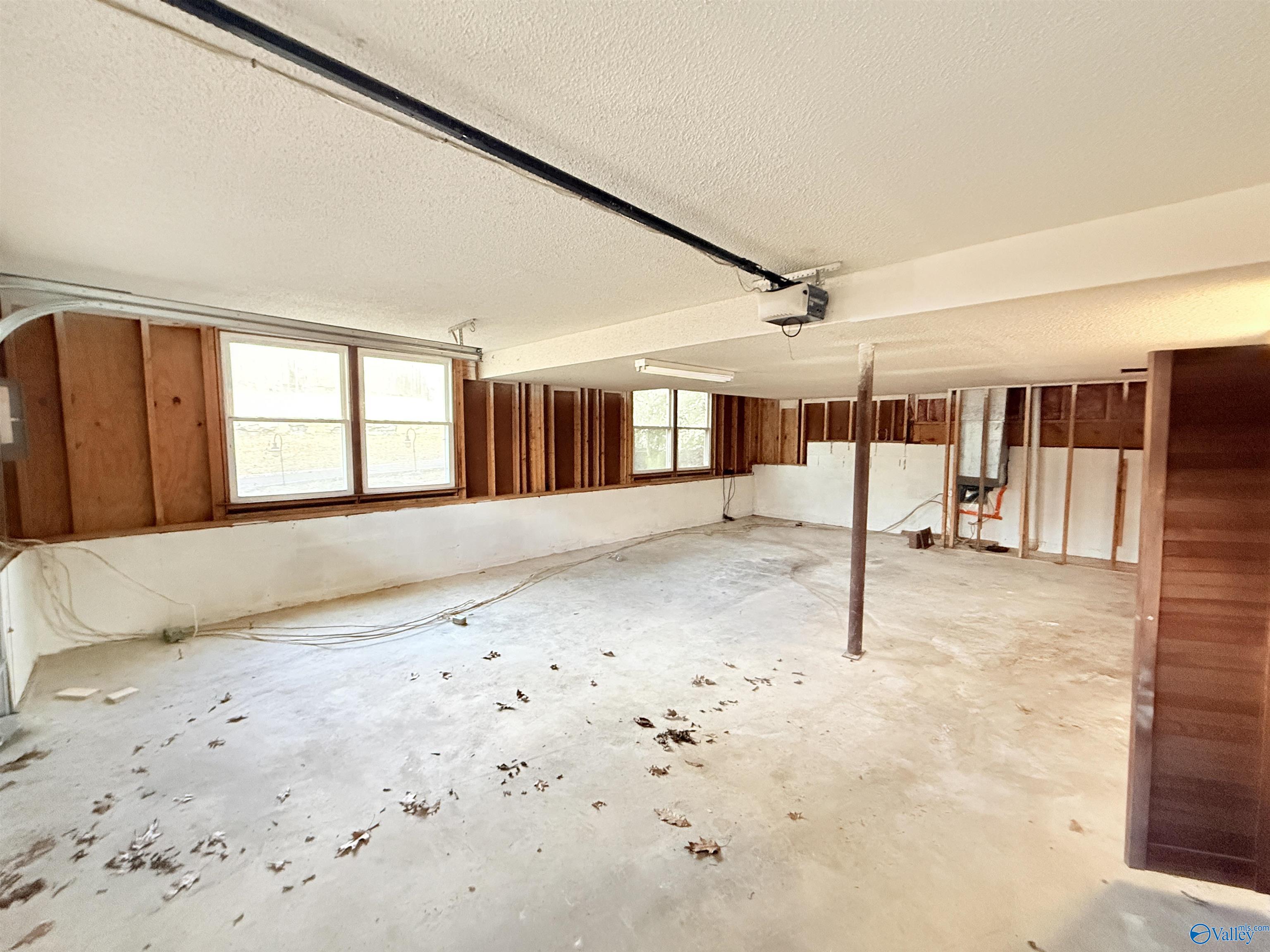 1975 Pine Lake Drive