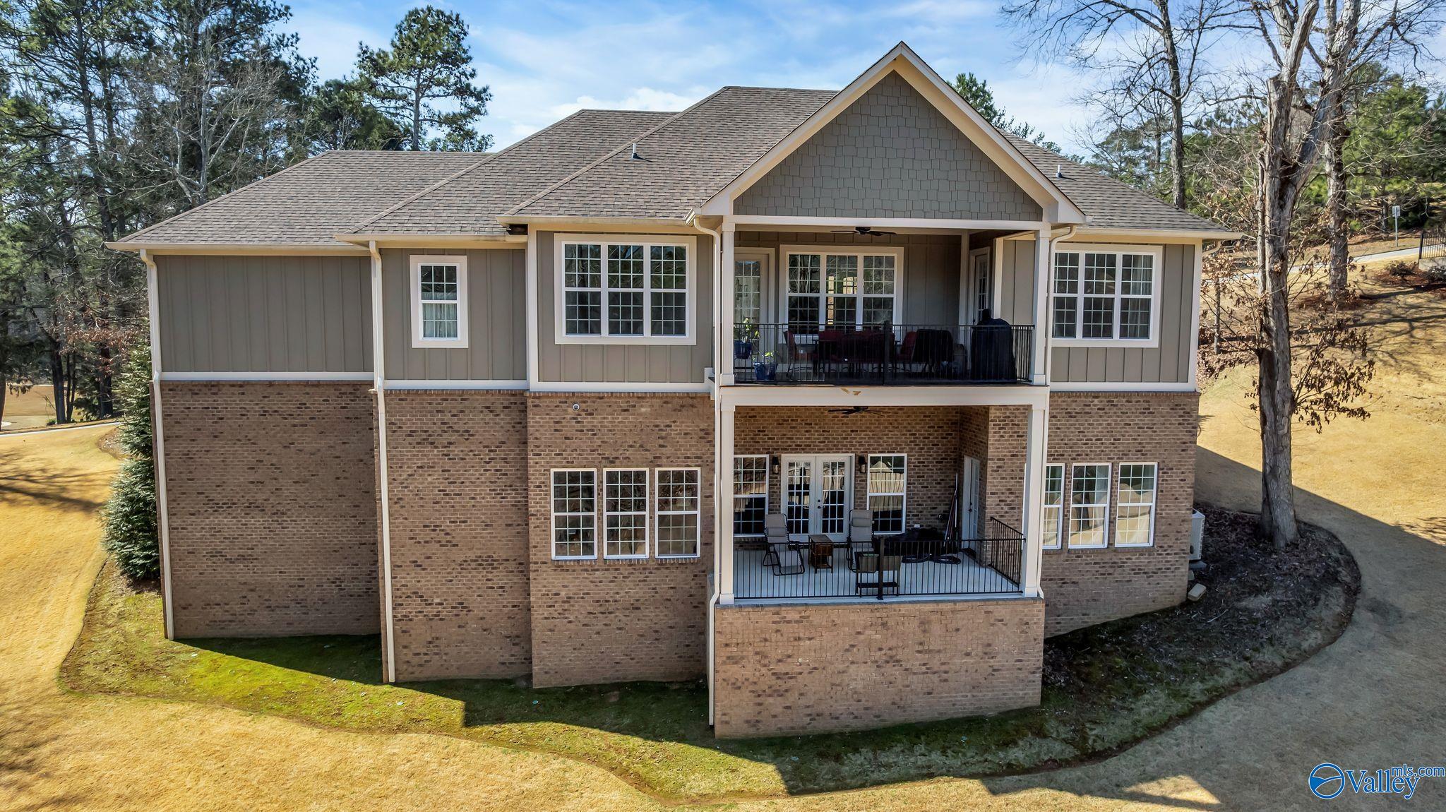 1067 Heritage Drive
