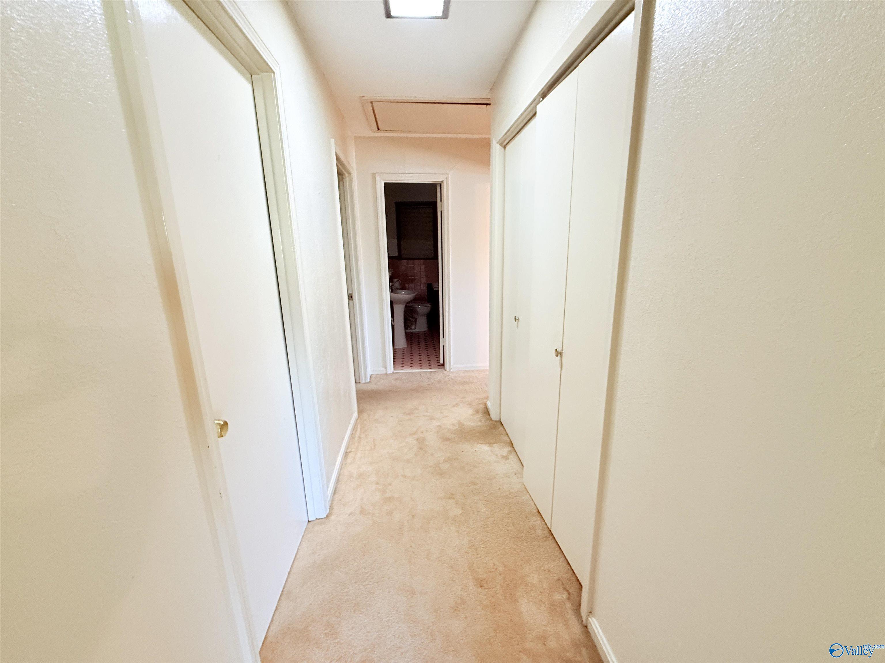 26 Hickory Circle