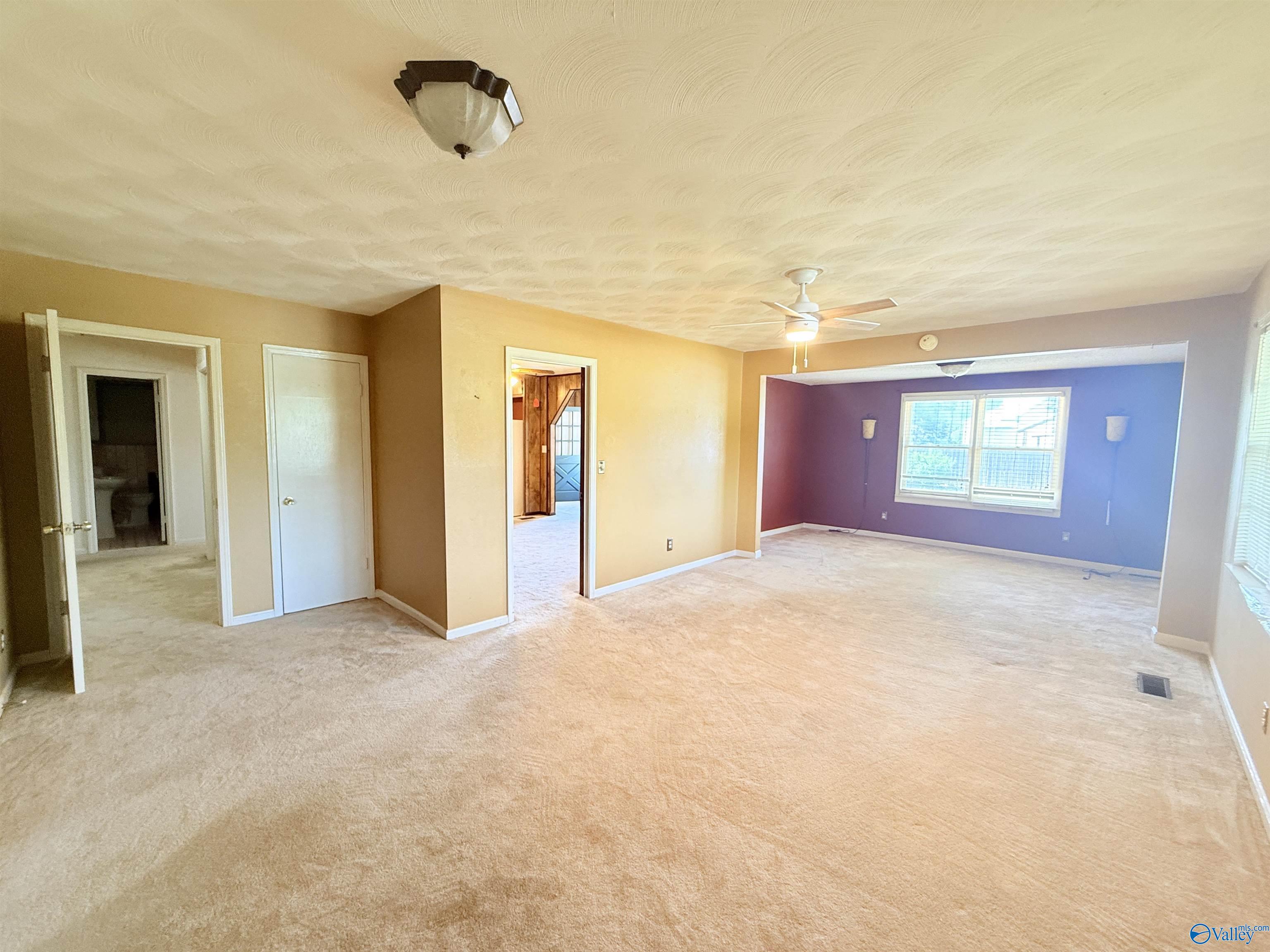 26 Hickory Circle