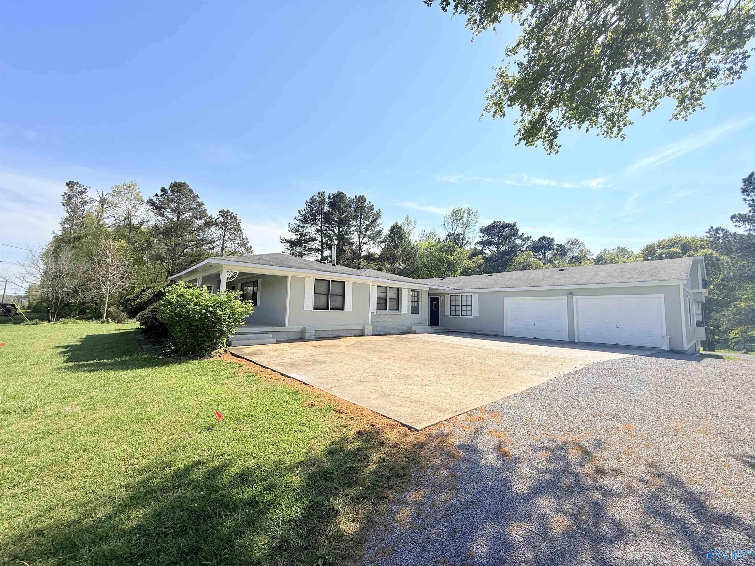 26 Hickory Circle