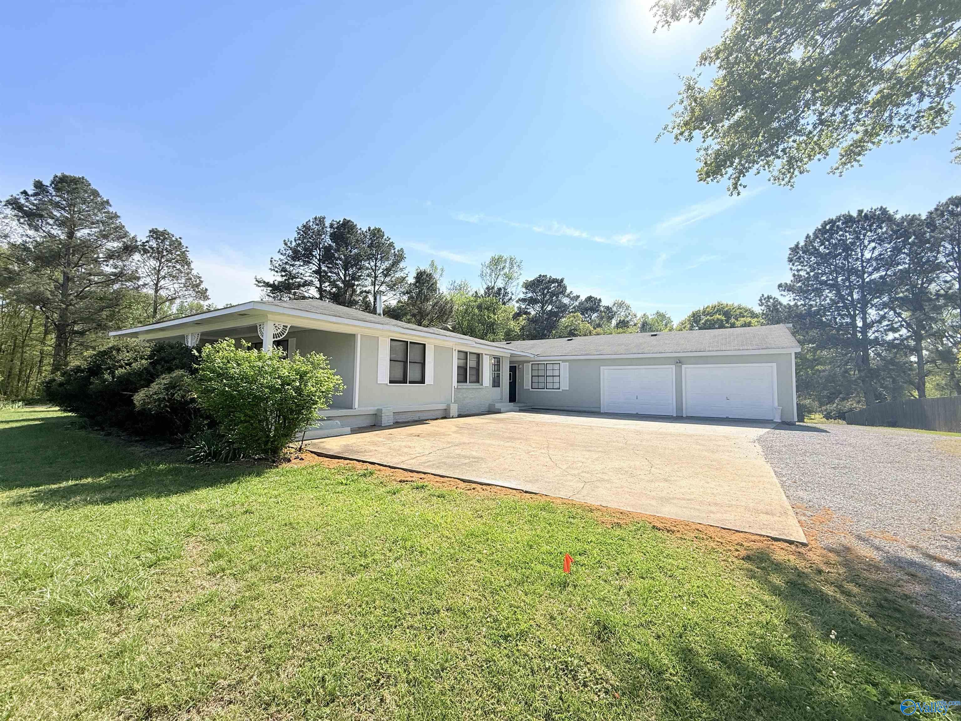 26 Hickory Circle