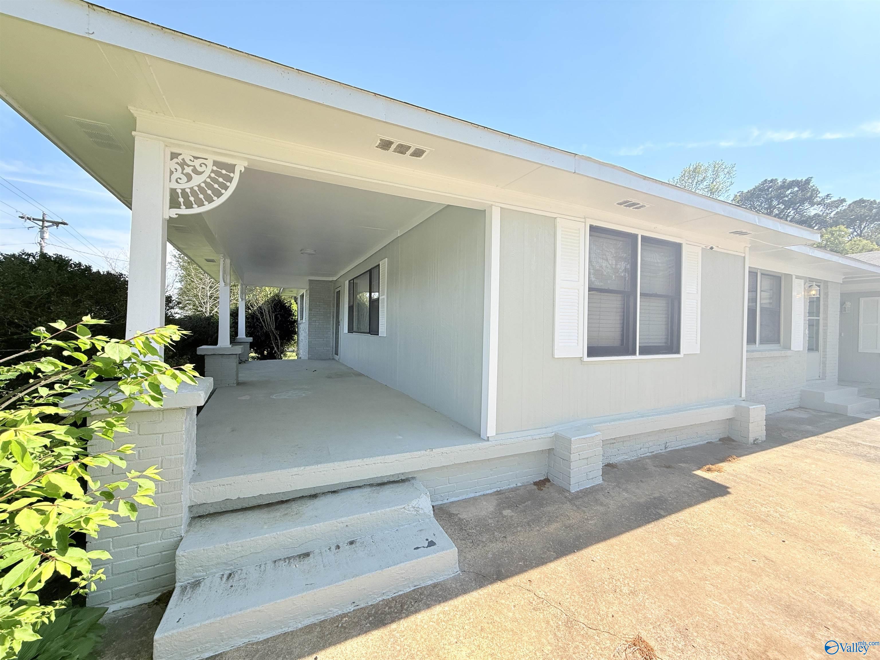 26 Hickory Circle