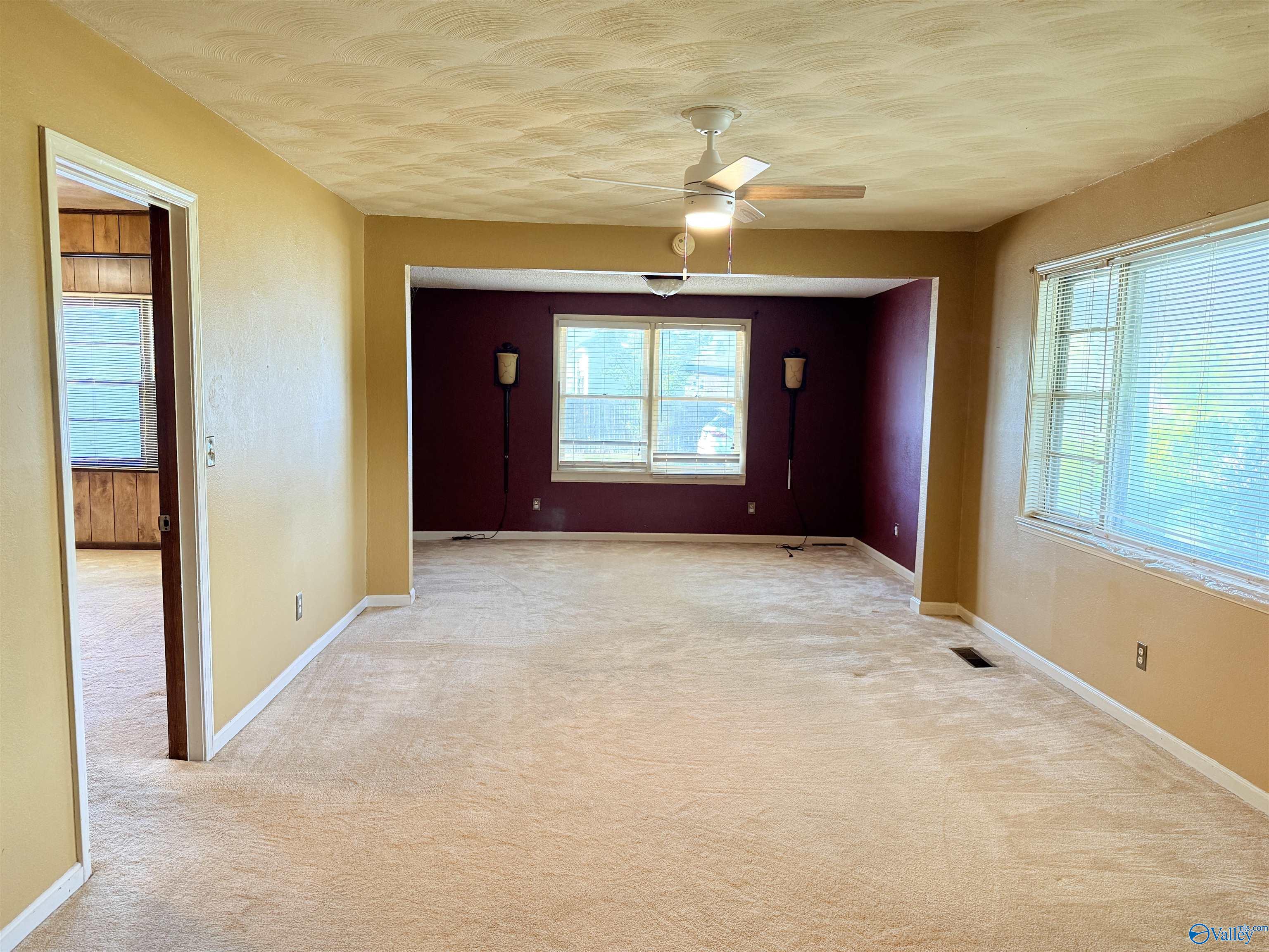 26 Hickory Circle