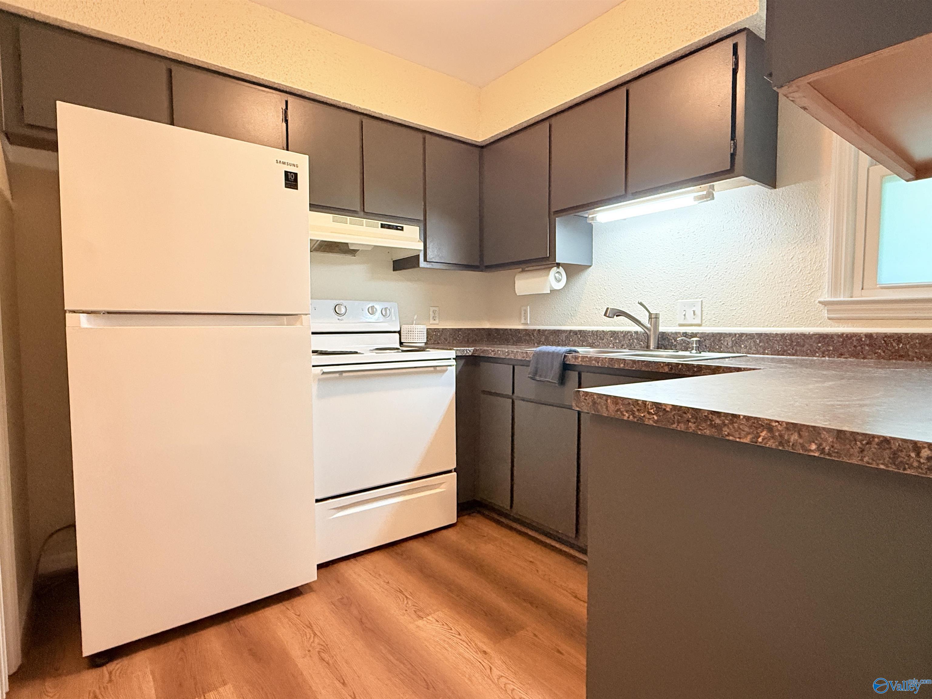 123 Cresent Circle