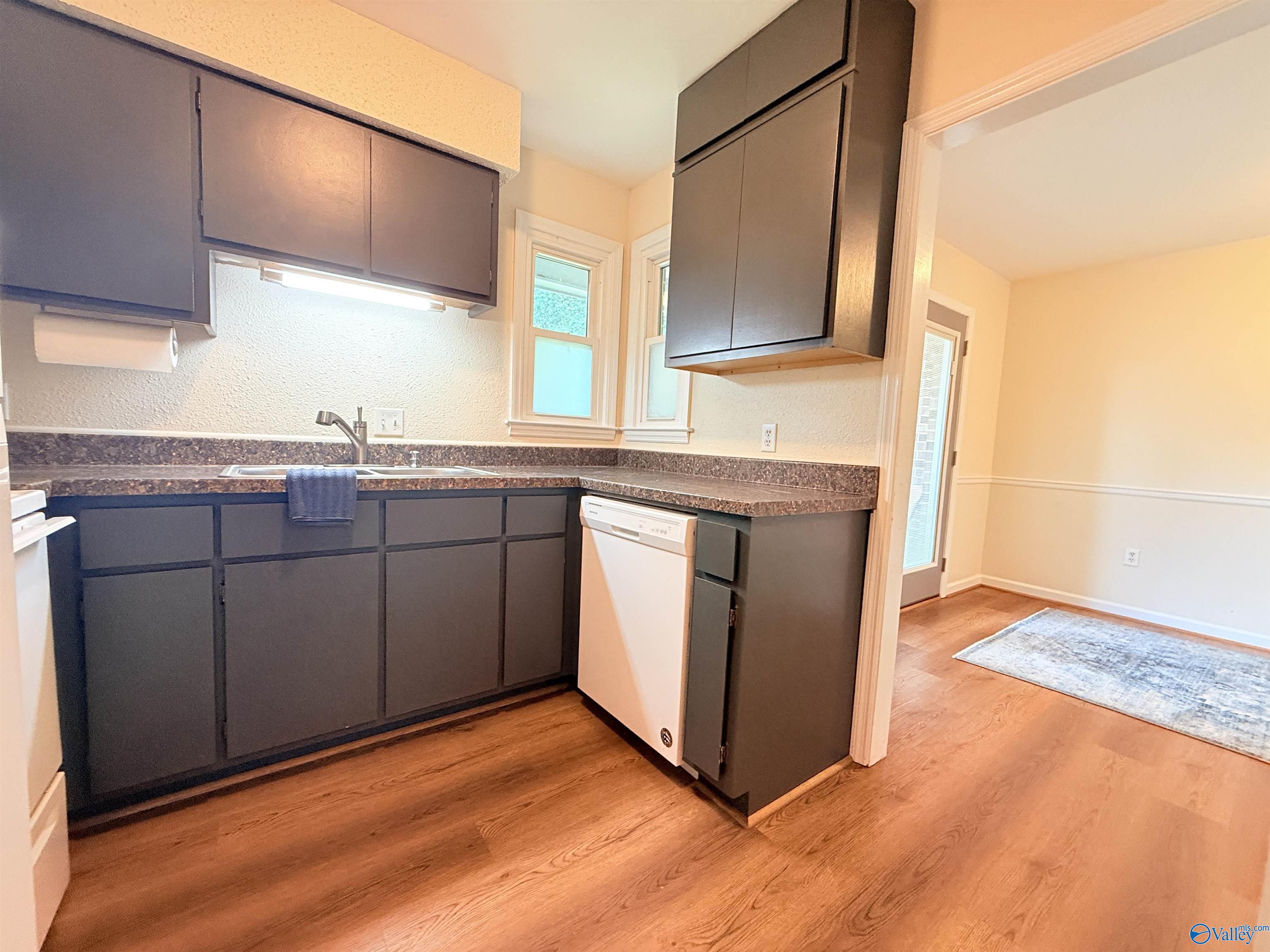 123 Cresent Circle